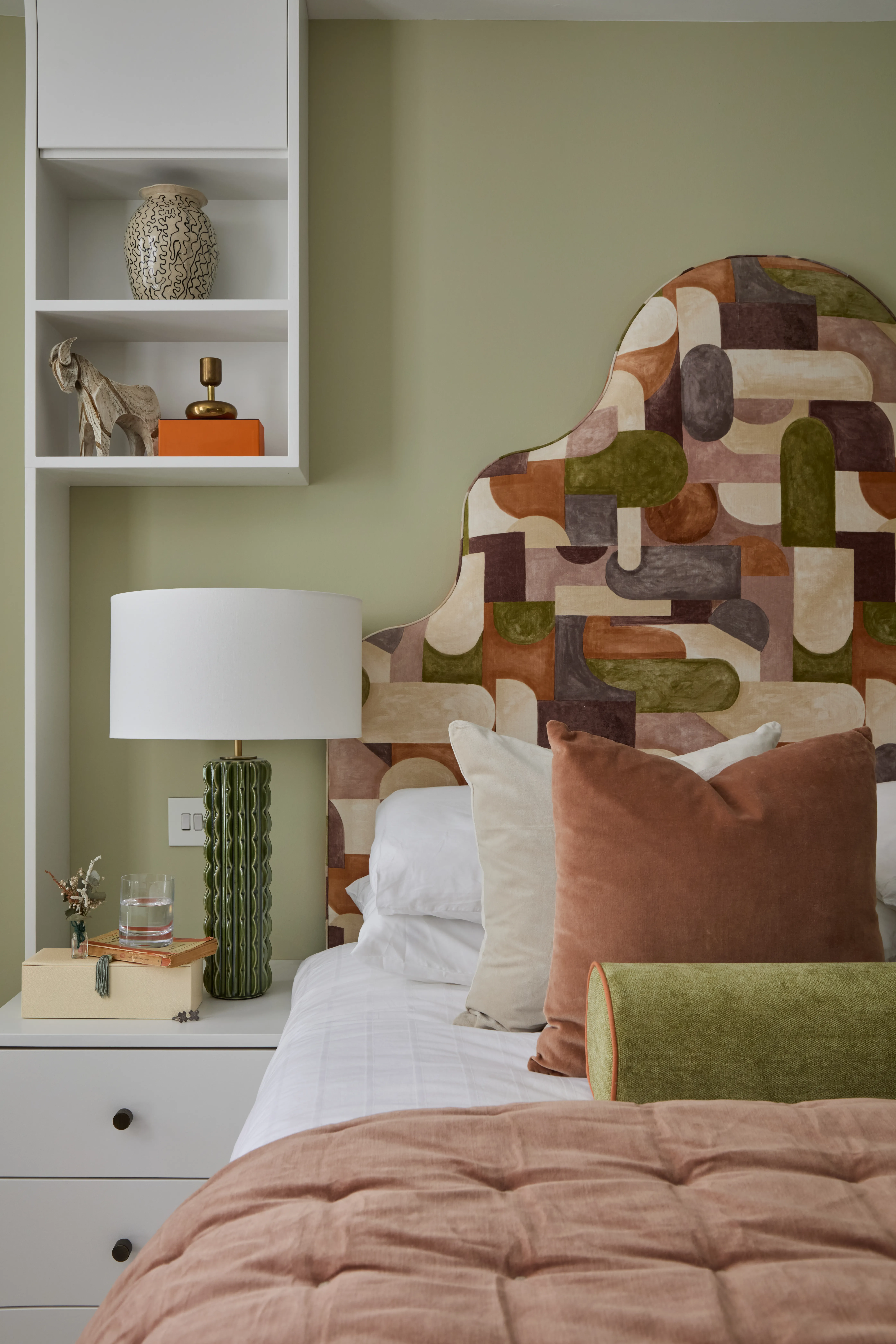 Alex Interiors – SW36112
