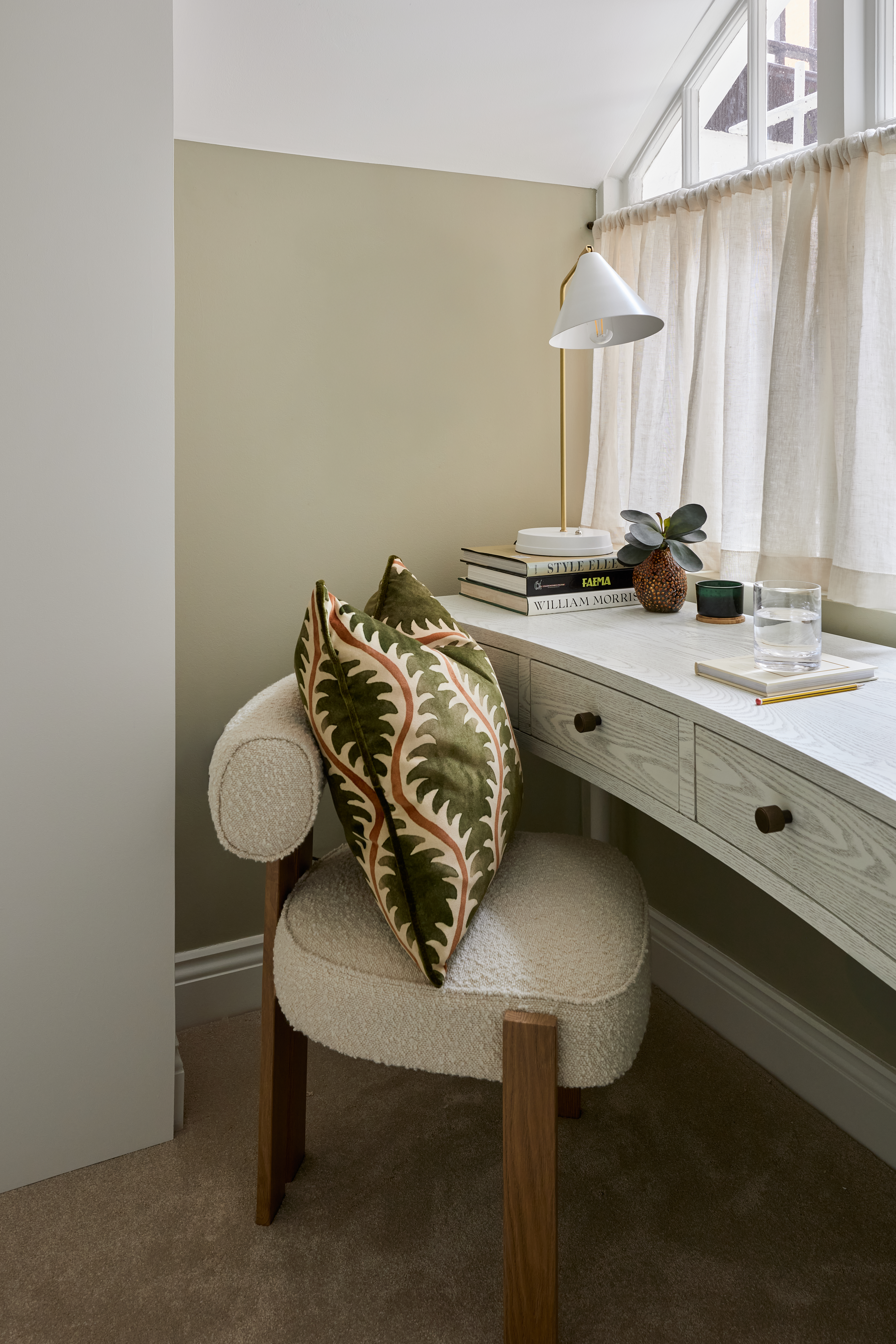 Alex Interiors – SW36169
