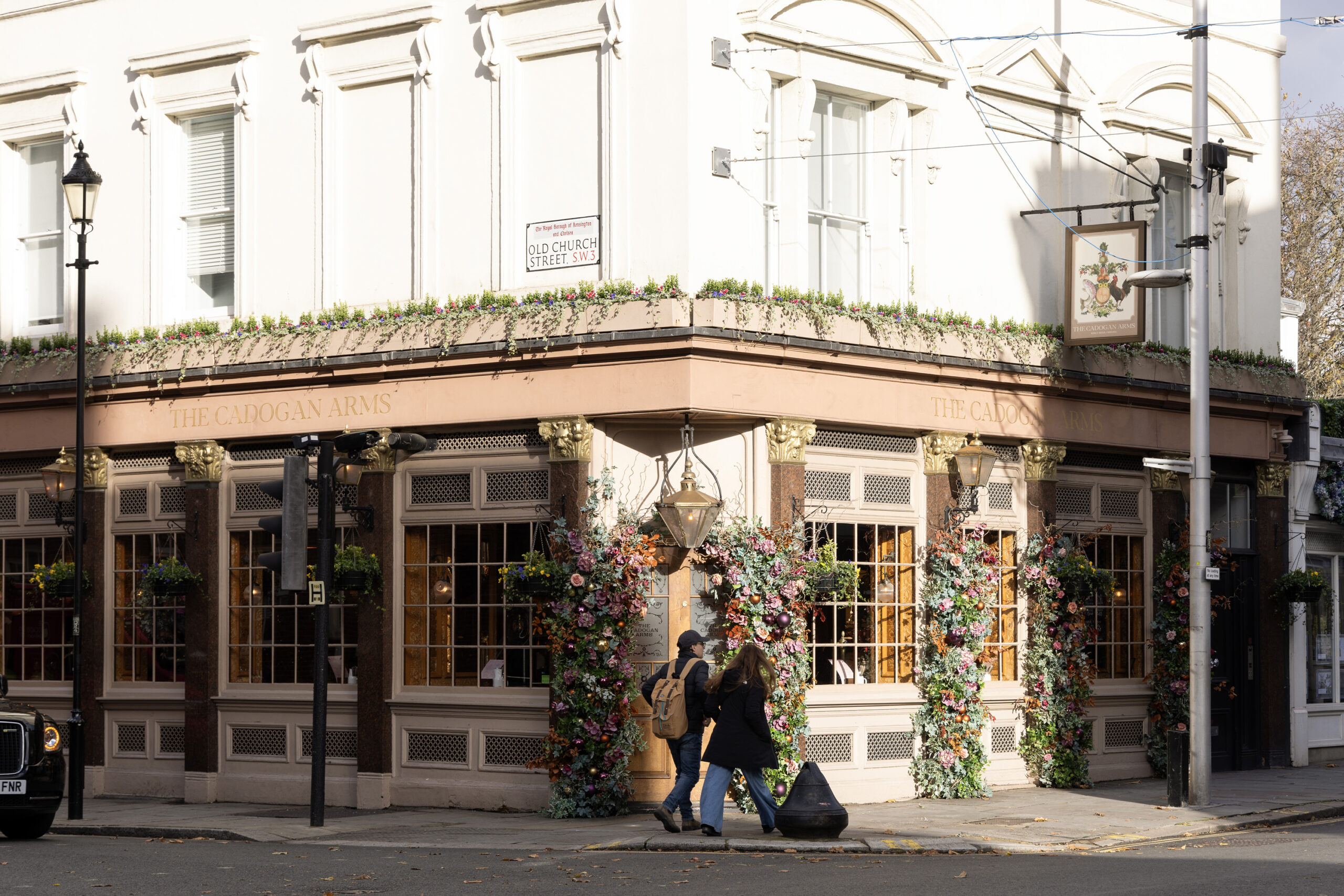 Area-Guide-Chelsea-South-Ken-Best-Pub-Cadogan-Arms