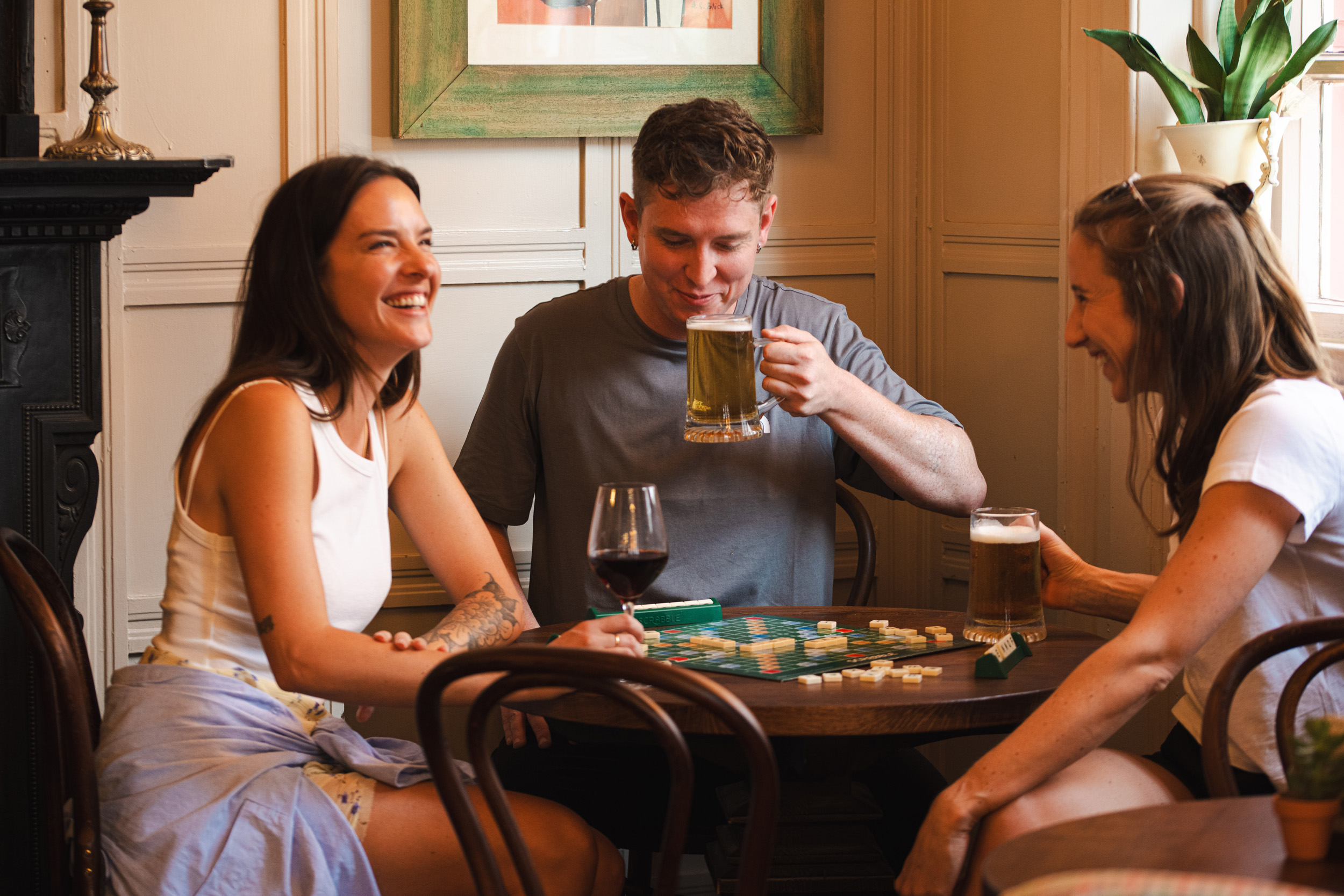 Area-Guide-Chelsea-South-Ken-Best-Pubs-The-Pigs-Ear (44)