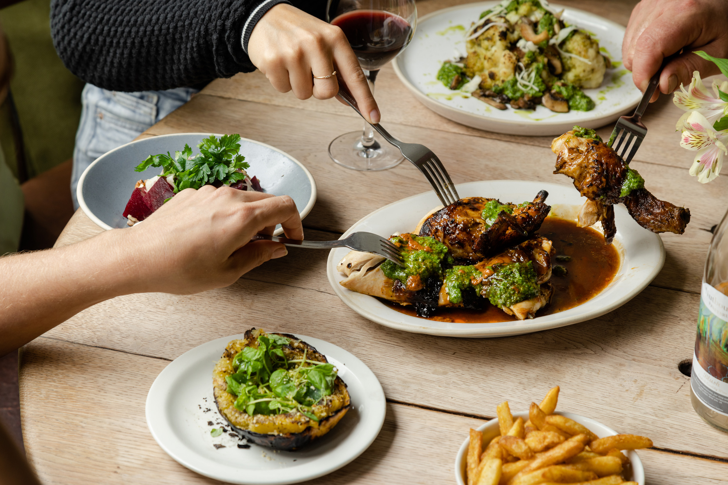Area-Guide-Chelsea-South-Kensington-Best-Restaurants-Rabbit (64)