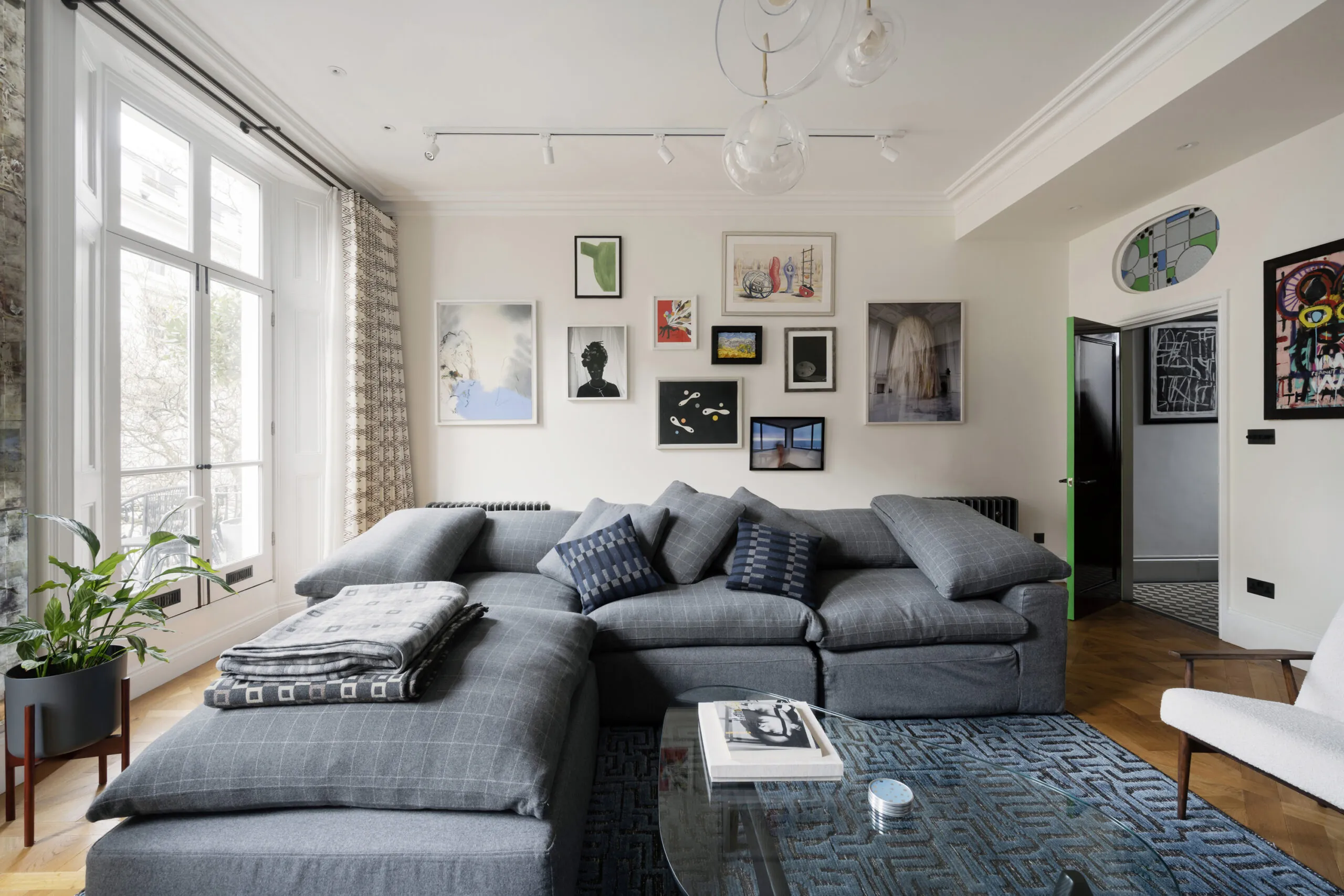 Bayswater-Apartment-For-Rent-Sunderland-Terrace-3_Hi_Lo
