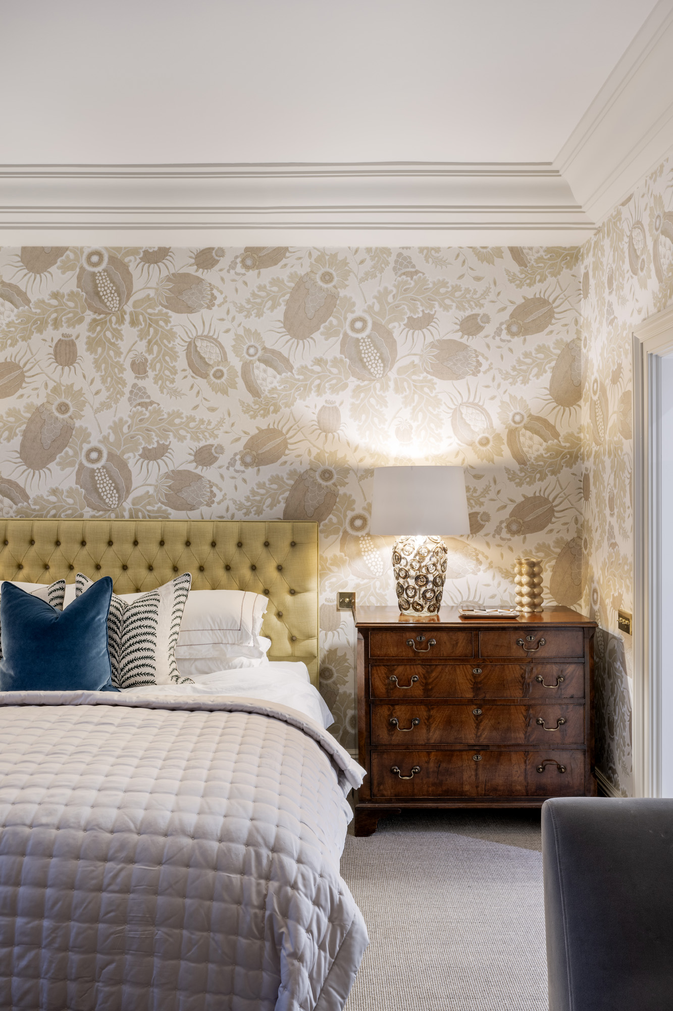 Belgravia-Apartment-For-Rent-Eaton-Place-29_Lo