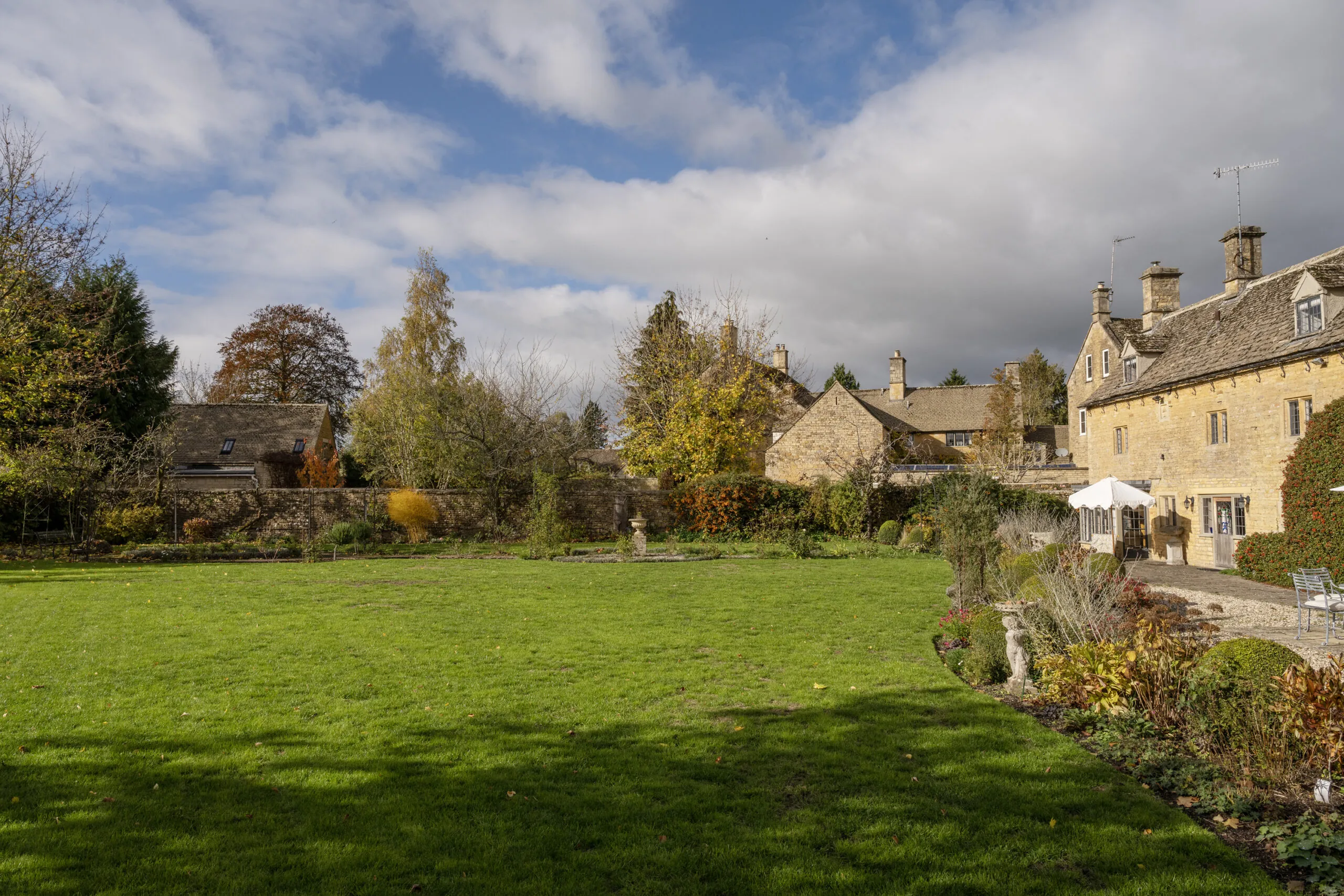 Bourton-On-The-Water-House-For-Rent-Bow-Lane-39_Lo