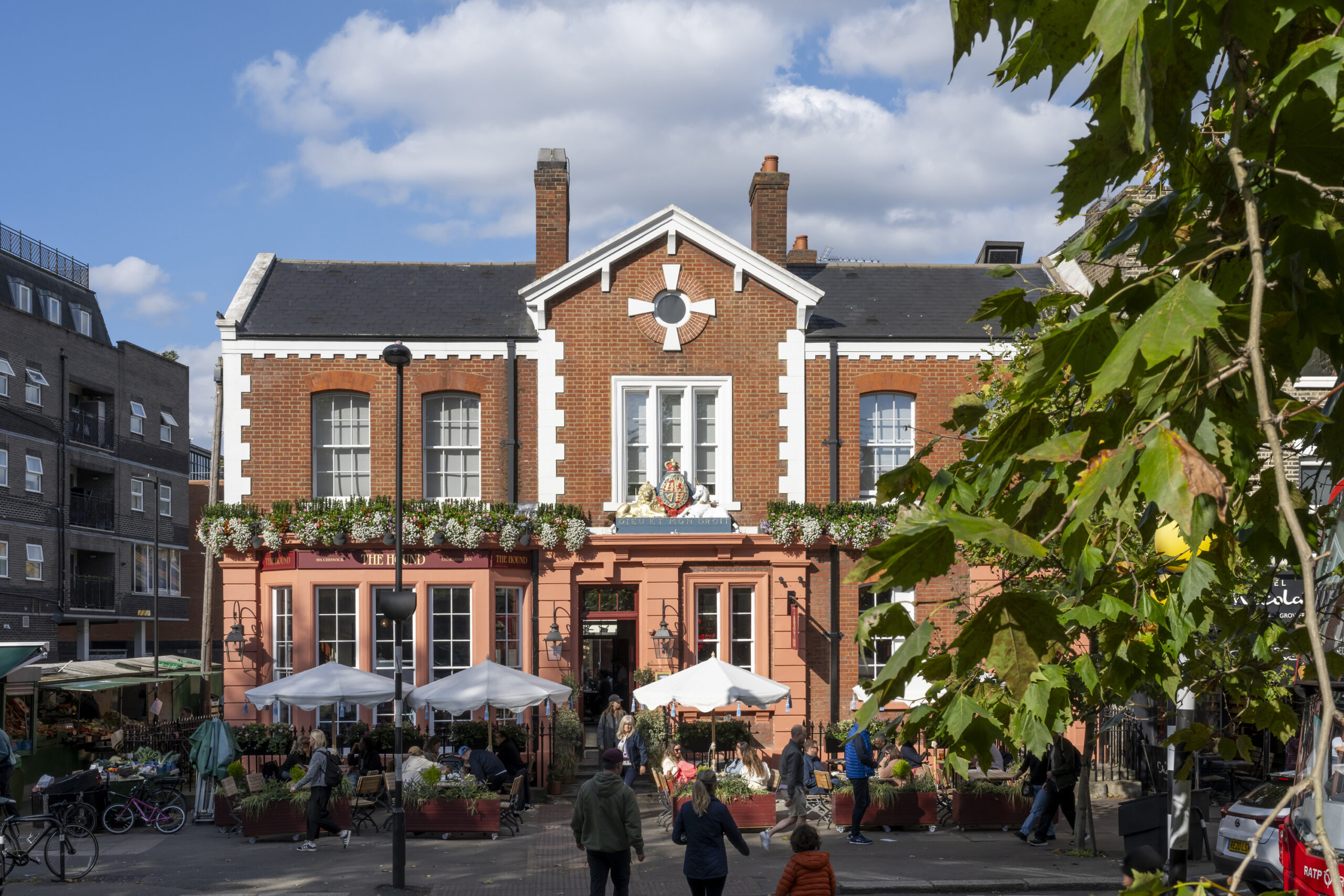 Chiswick-Area-Guide-Best-Park-Turnham-Green-Shopping (93)