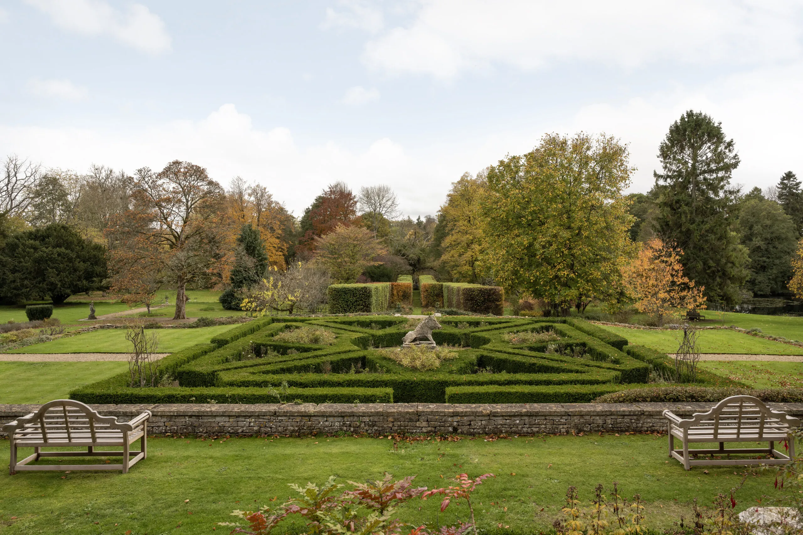 Luxury-House-For-Holiday-Rent-The-Cotswolds-Cirencester-Kingsley-Manor