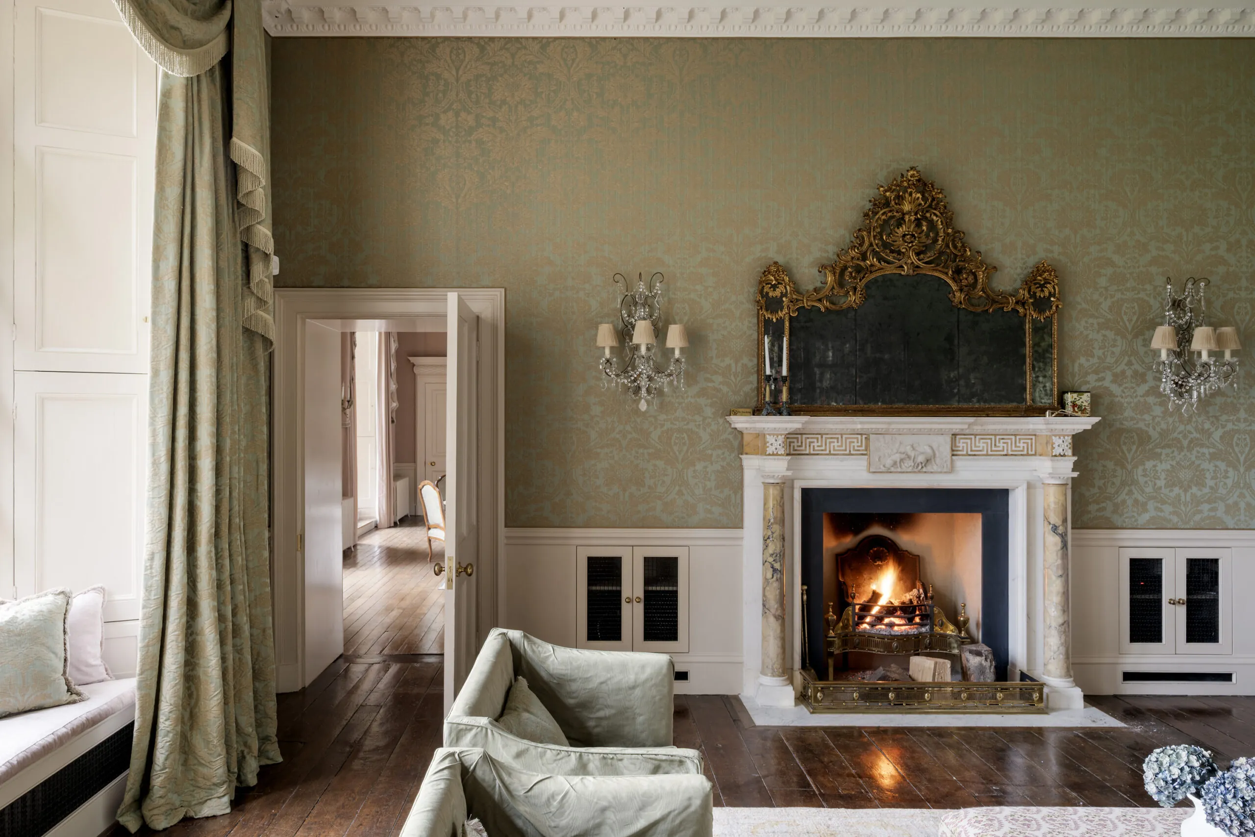 Luxury-House-For-Holiday-Rent-The-Cotswolds-Cirencester-Kingsley-Manor