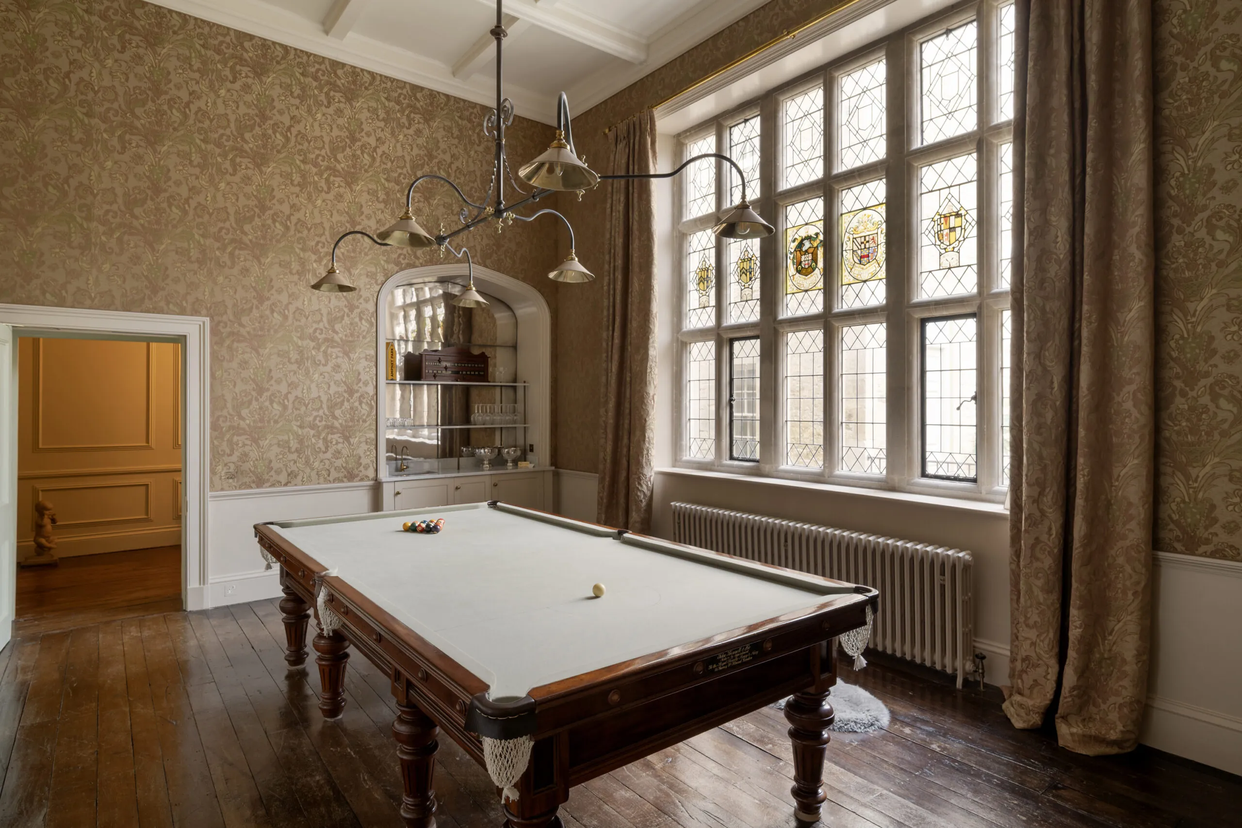 Luxury-House-For-Holiday-Rent-The-Cotswolds-Cirencester-Kingsley-Manor