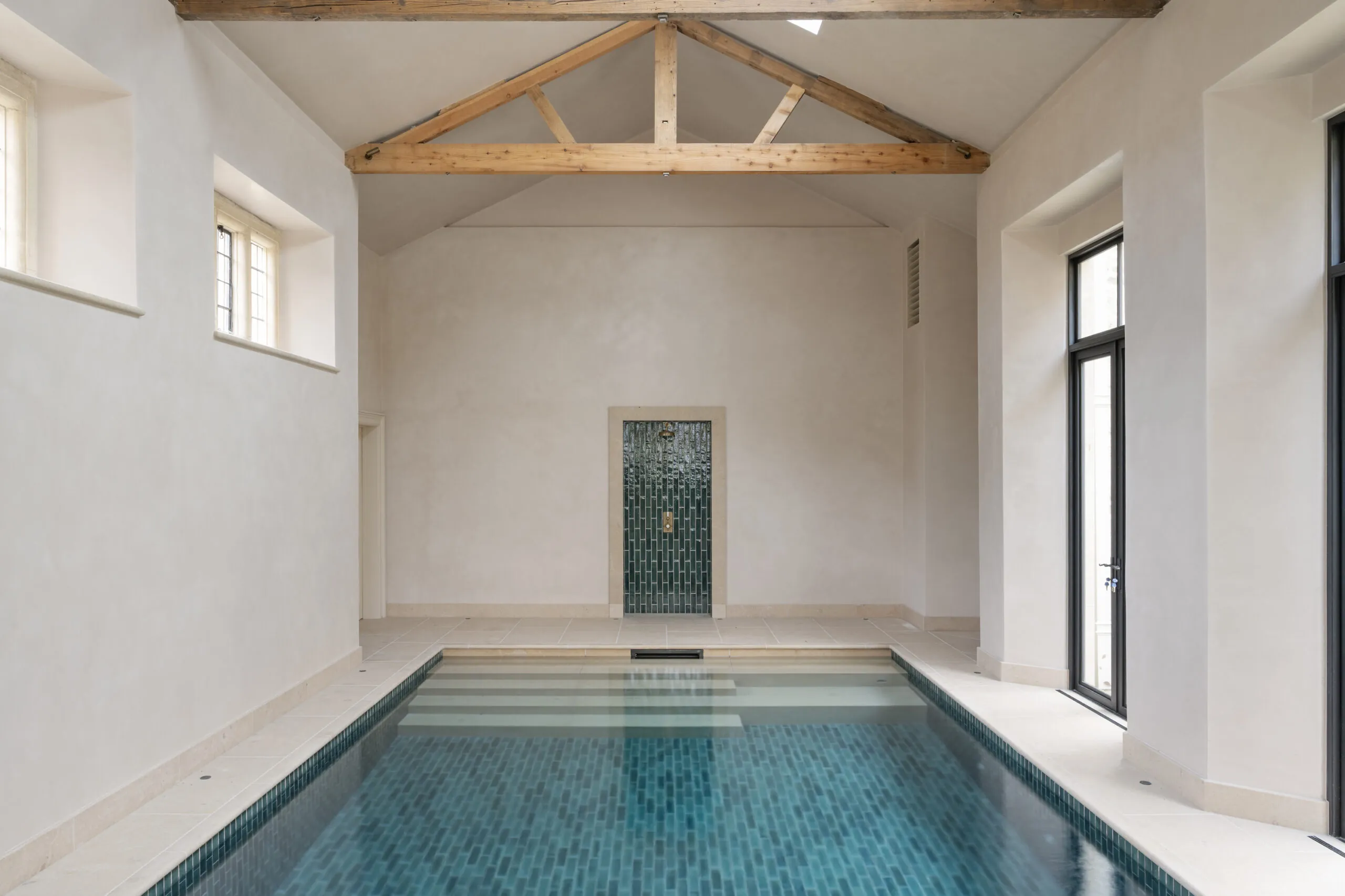 Luxury-House-For-Holiday-Rent-The-Cotswolds-Cirencester-Kingsley-Manor