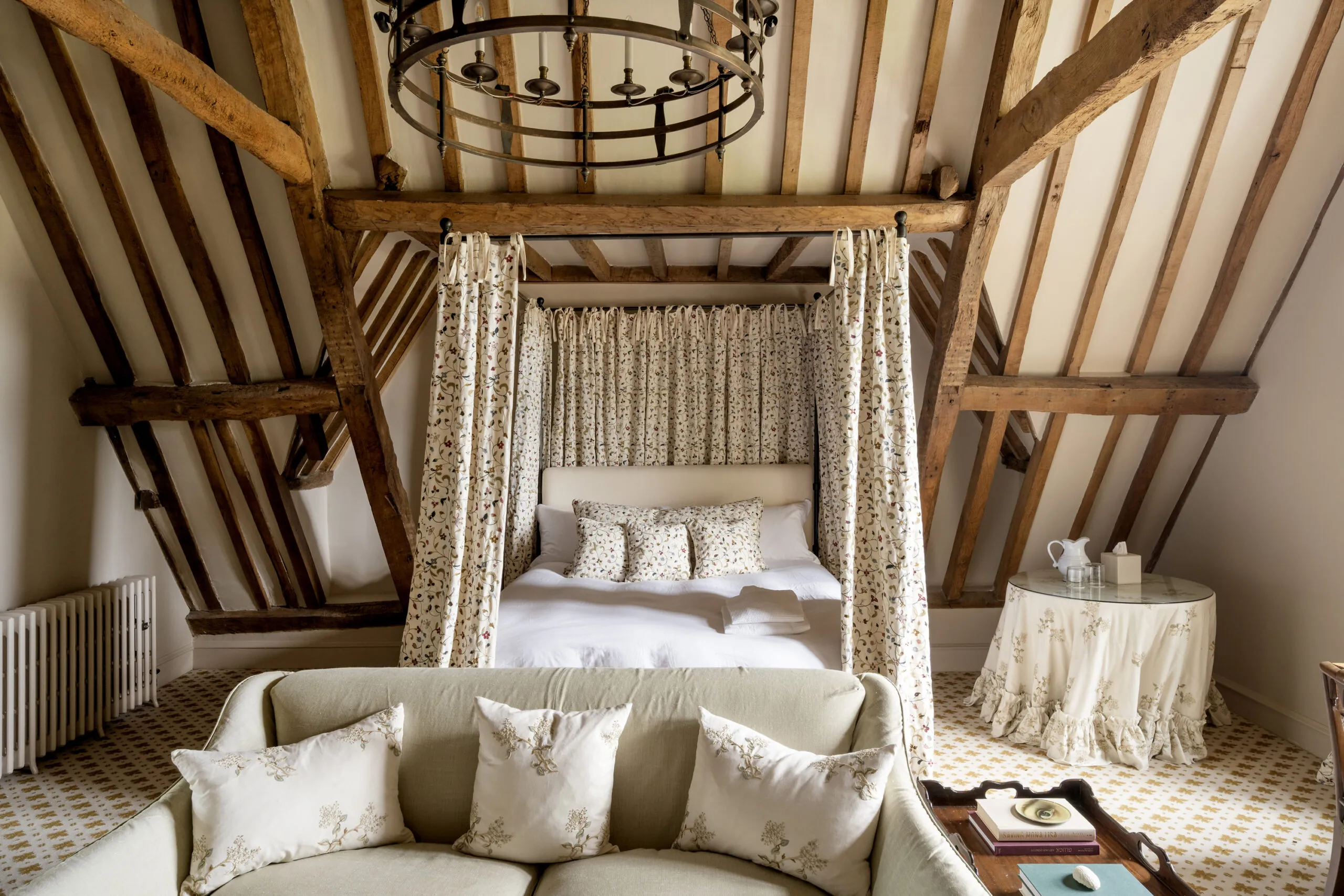 Luxury-House-For-Holiday-Rent-The-Cotswolds-Cirencester-Kingsley-Manor