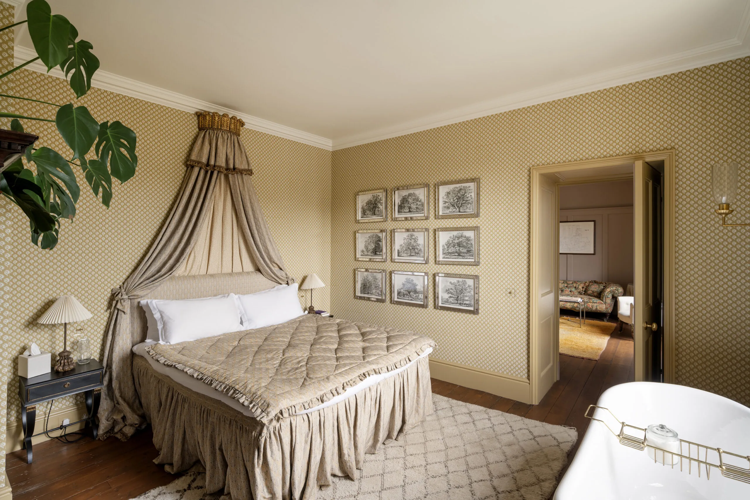 Luxury-House-For-Holiday-Rent-The-Cotswolds-Cirencester-Kingsley-Manor