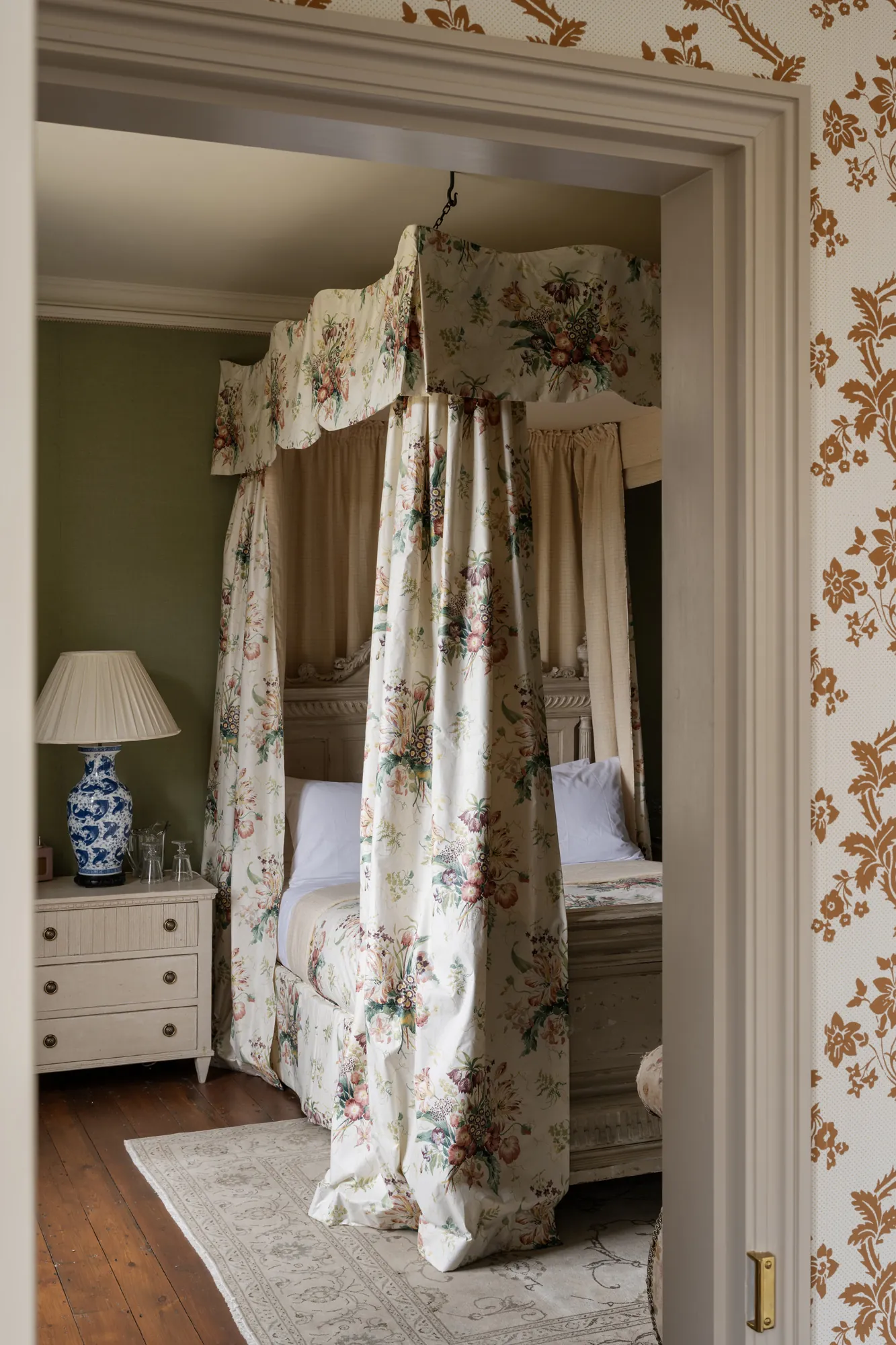 Luxury-House-For-Holiday-Rent-The-Cotswolds-Cirencester-Kingsley-Manor