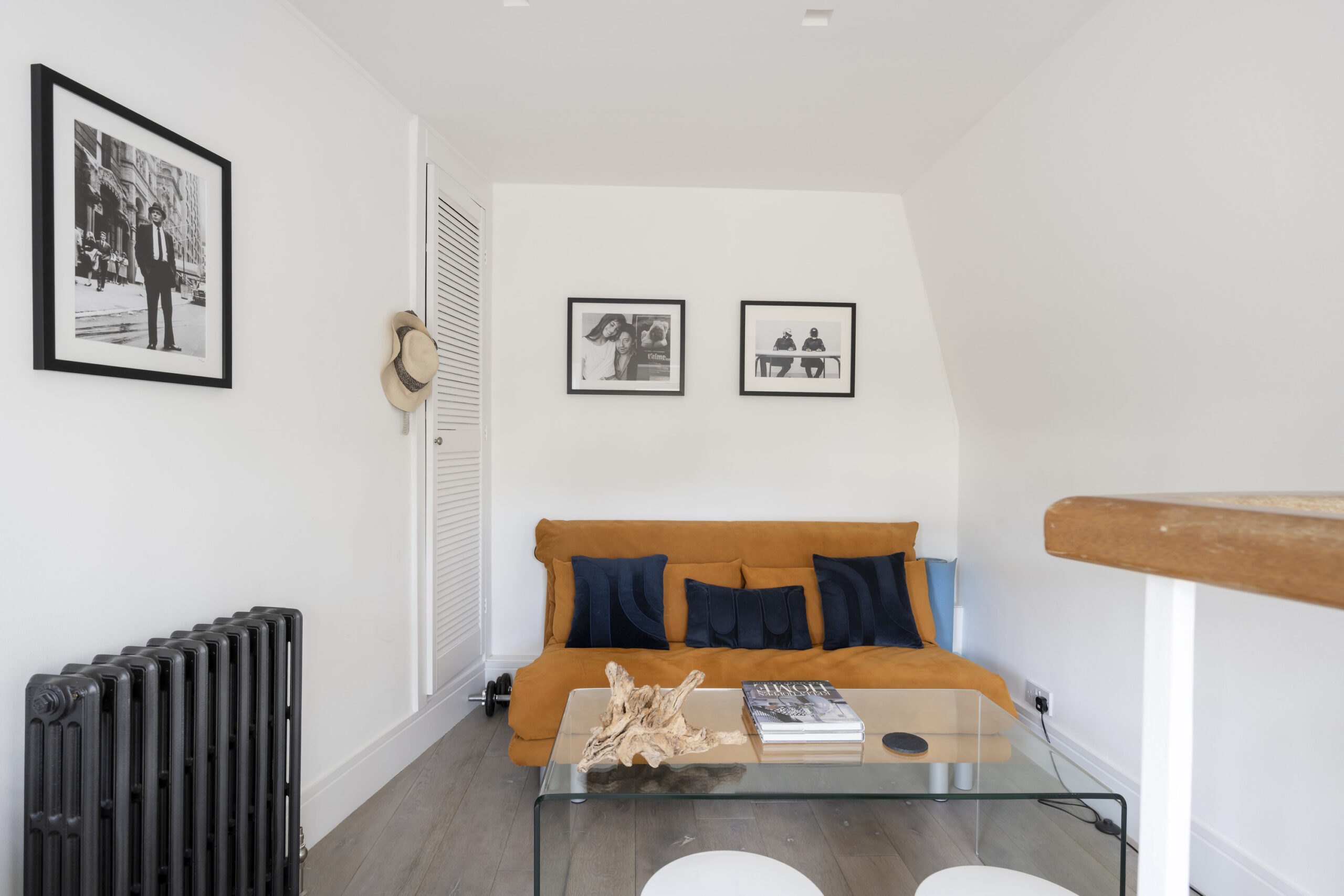 DN-Belgravia-House-For-Rent-Ebury-Mews-28_Lo