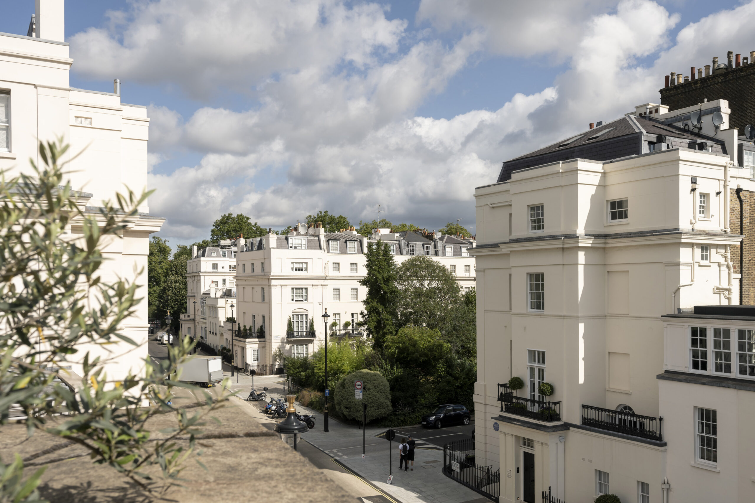 DN-Belgravia-House-For-Rent-Ebury-Mews-36_Lo