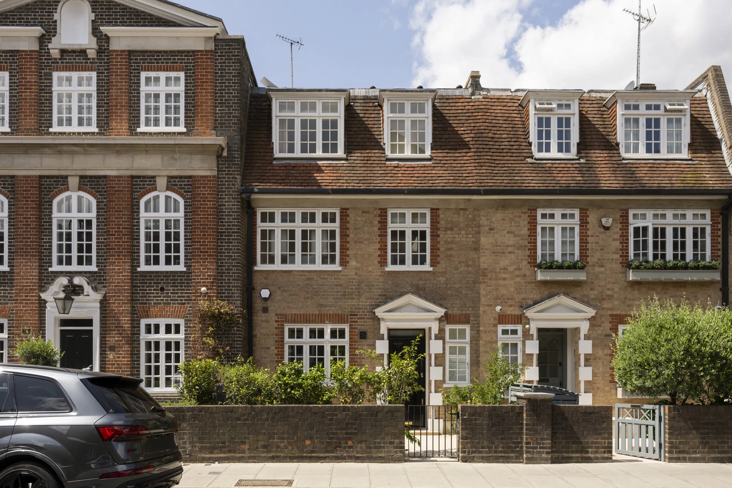 DN-Chelsea-Town-House-For-Rent-Dovehouse-Street-2_Lo