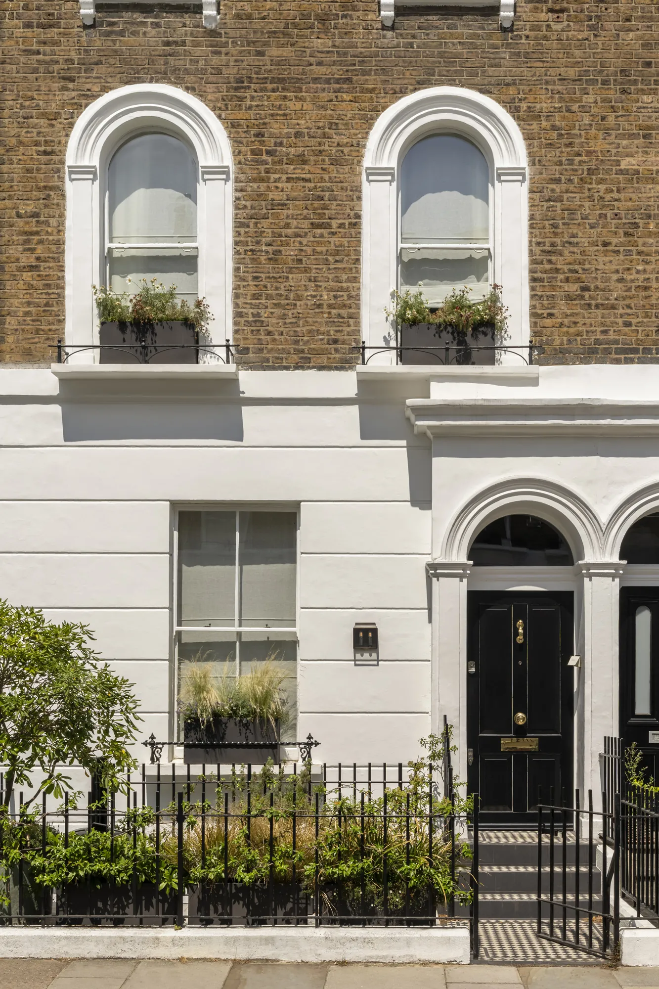 DN-Property-For-Rent-Oakley-Gardens-Externals-3_Lo