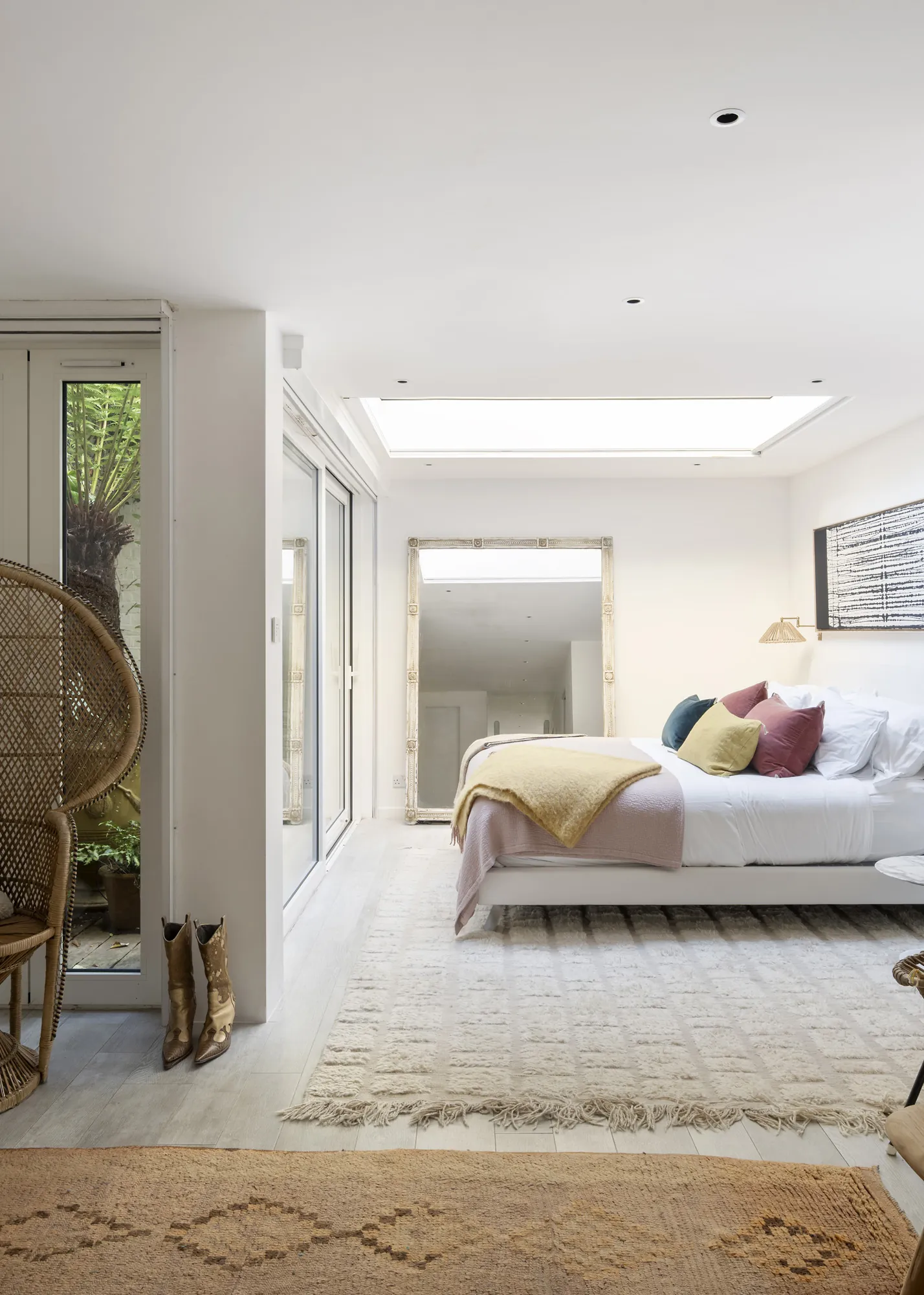 DN-Short-Let-Notting-Hill-Flat-Ledbury-Road-30_Lo copy