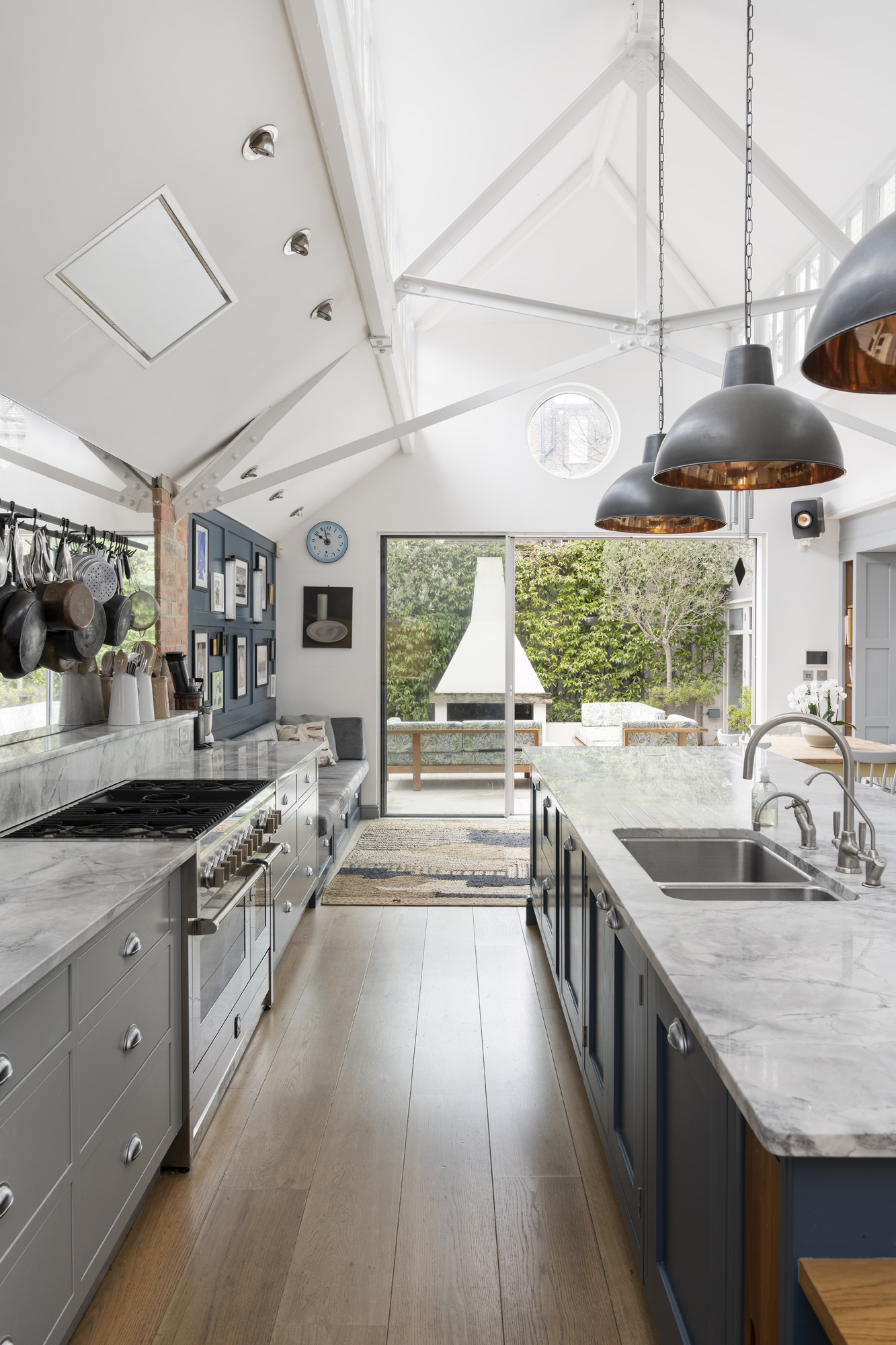 DN-West-Kensington-House-For-Rent-Wilsham-Street-4_Lo