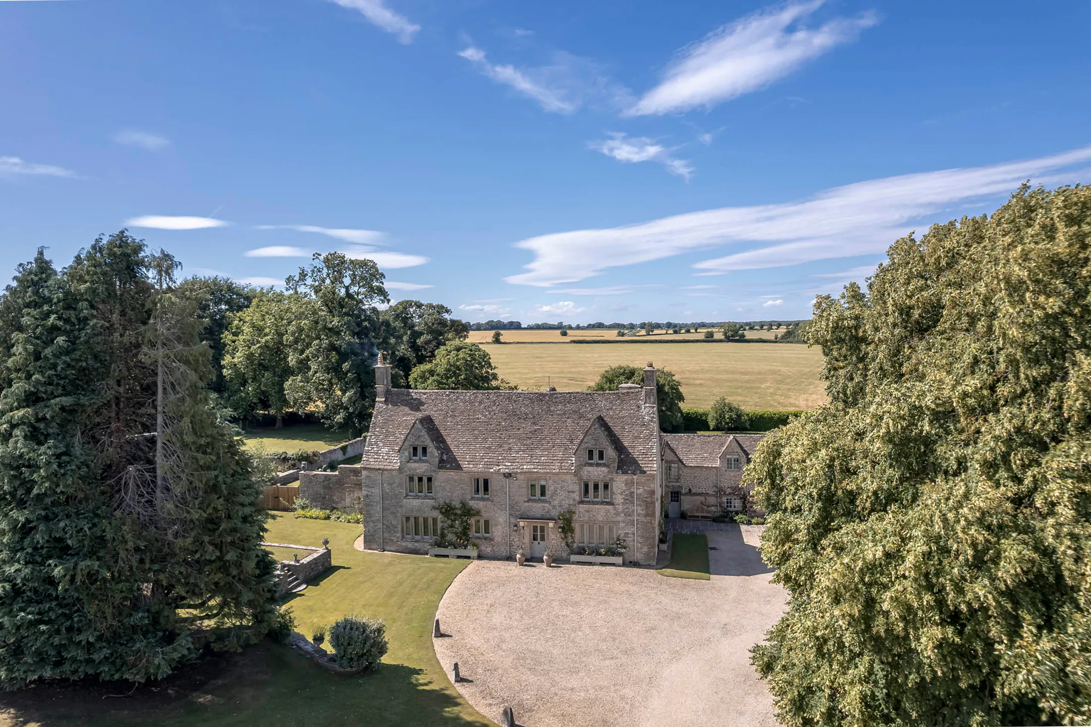 Domus-Stay-Luxury-Rental-Home-Cotswolds-Countryside-Oakbury-Farm-LR (25)