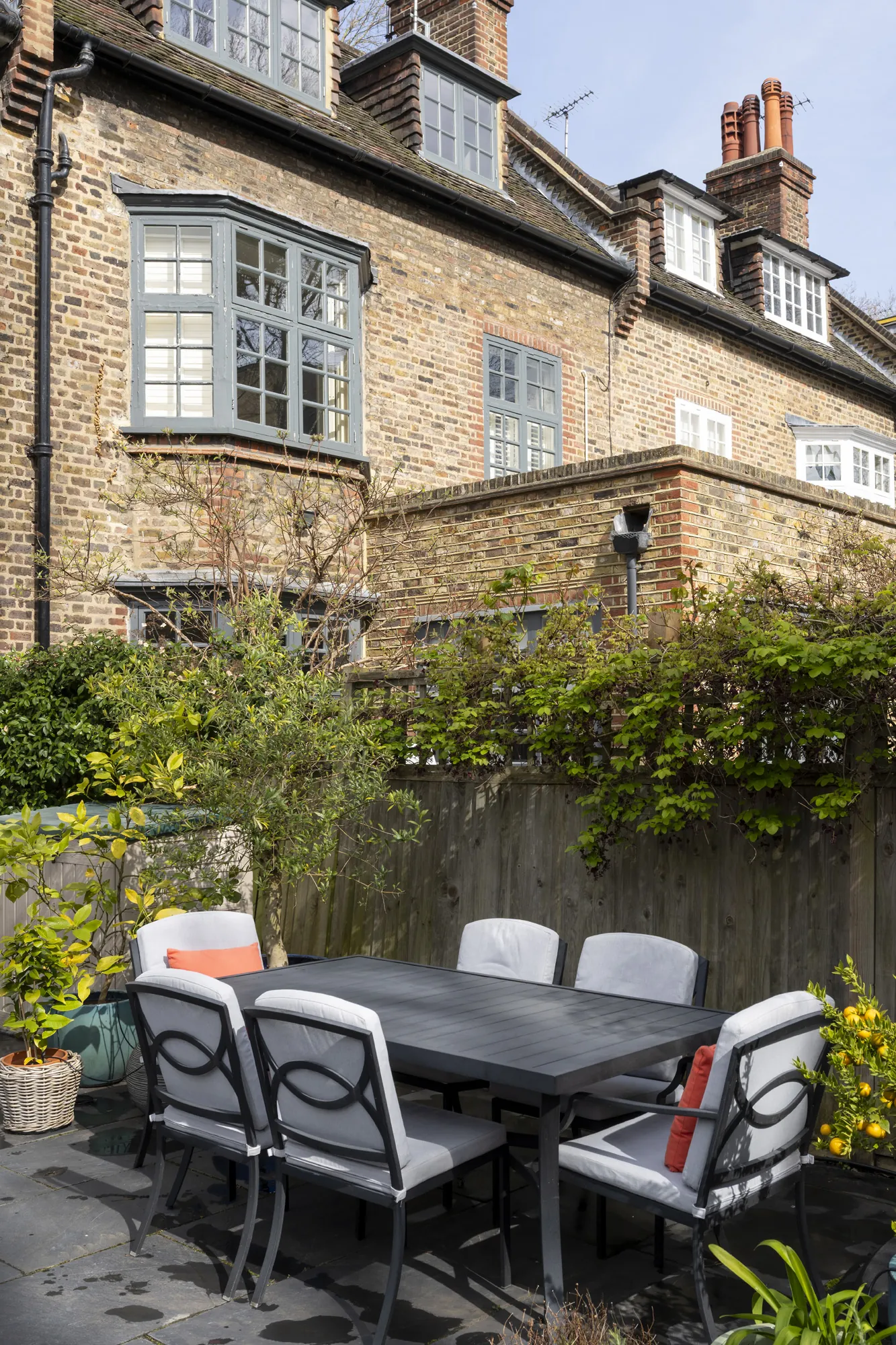 DS-Chelsea-House-For-Short-Let-Chelsea-Park-Gardens-58_Lo