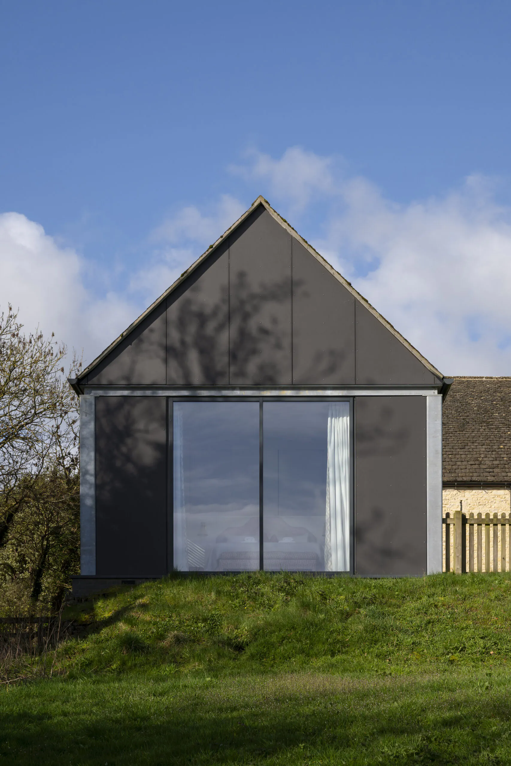 DS-Cotswolds-Home-For-Rent-Cotswolds-Barn-2_Lo