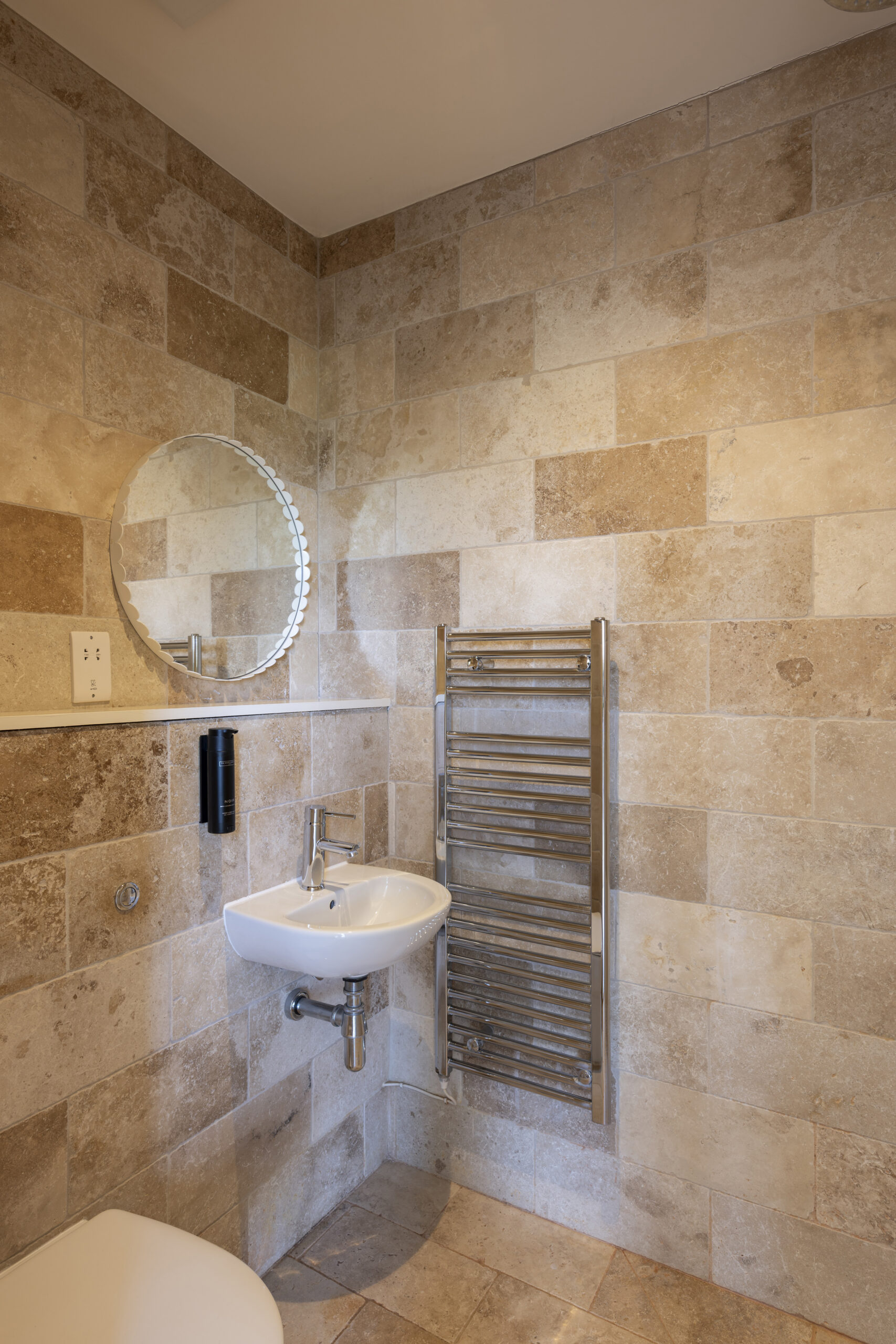 DS-Cotswolds-Home-For-Rent-Cotswolds-Barn-31_Lo