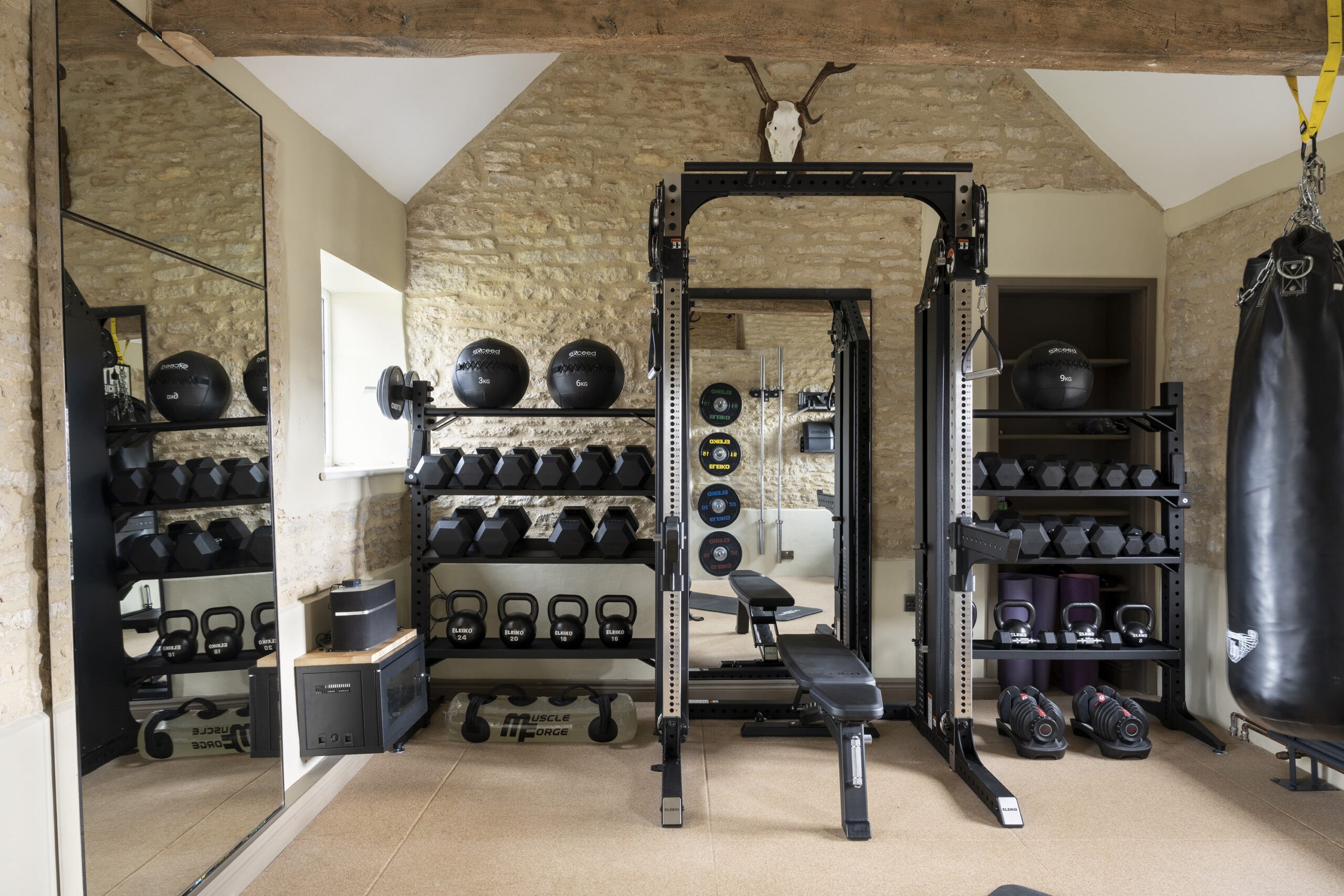 DS-Cotswolds-Home-For-Rent-Crucis-Park-Farms-Luxury-Extras-12_Lo (5)