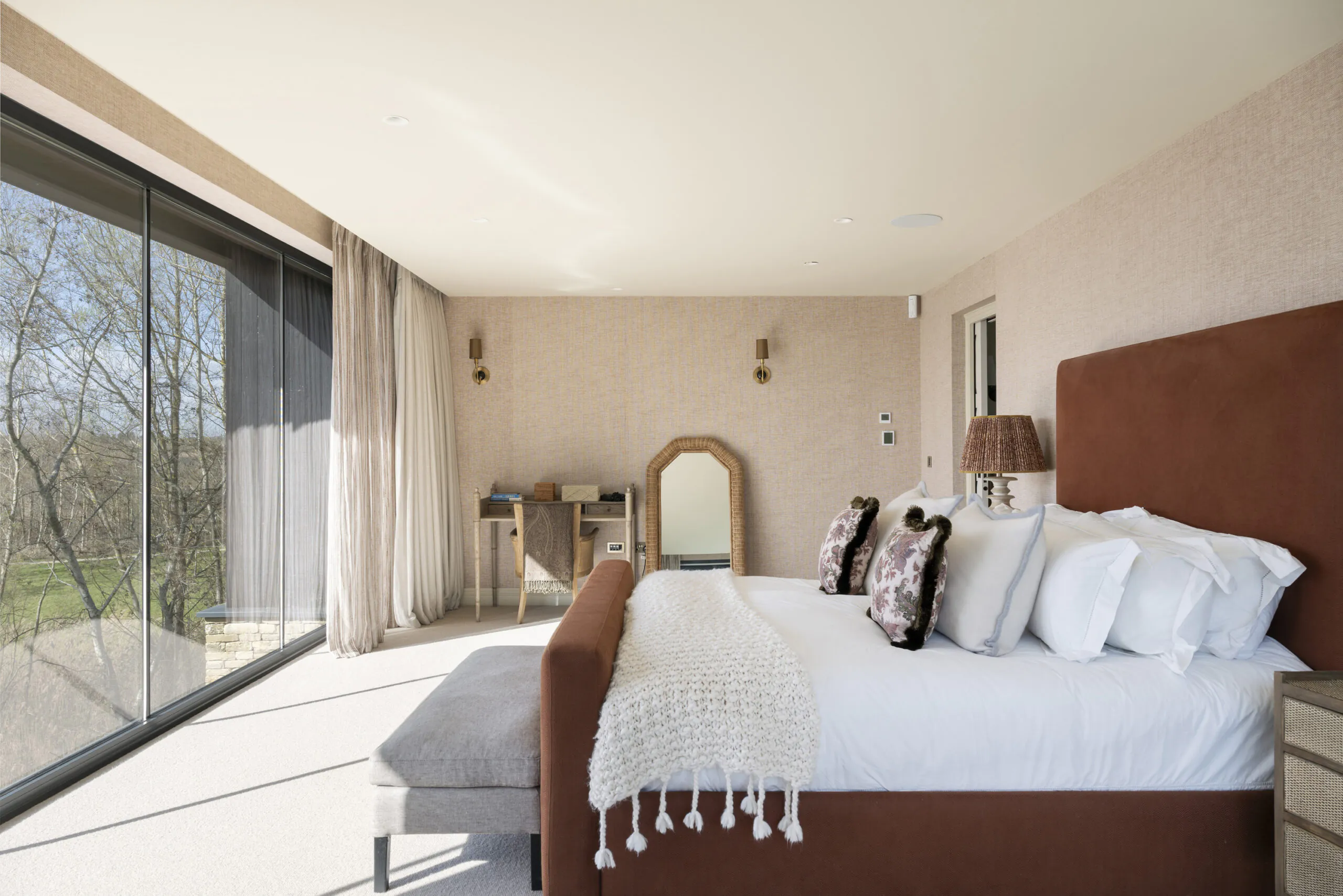 DS-Cotswolds-Home-For-Rent-Lakeside-Manor-Luxury (20)