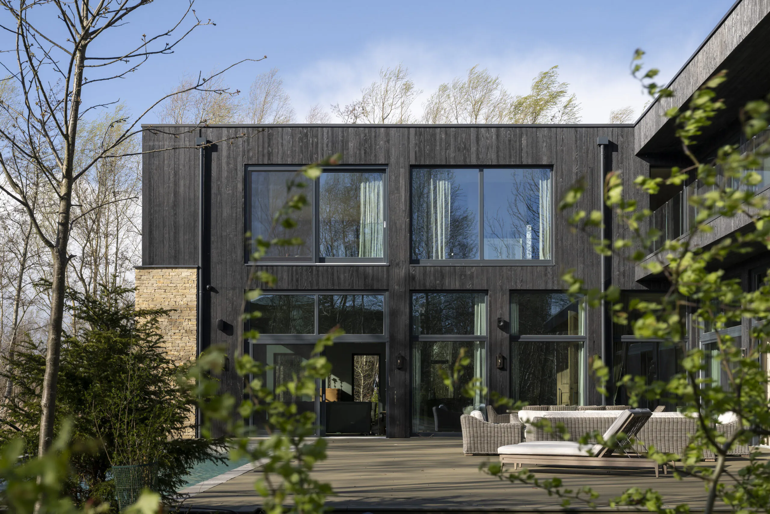 DS-Cotswolds-Home-For-Rent-Lakeside-Manor-Luxury (45)