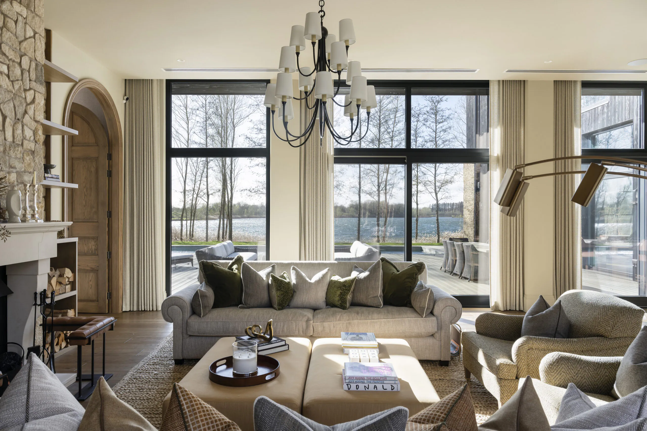 DS-Cotswolds-Home-For-Rent-Lakeside-Manor-Luxury (53)