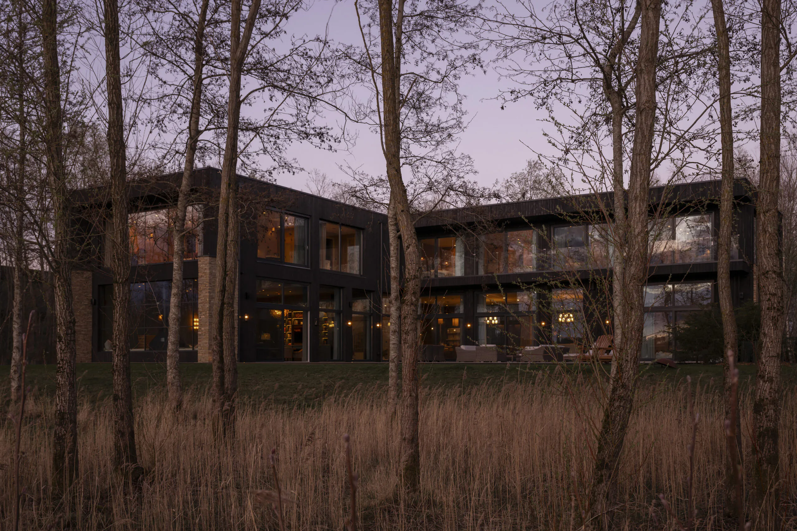 DS-Cotswolds-Home-For-Rent-Lakeside-Manor-Luxury