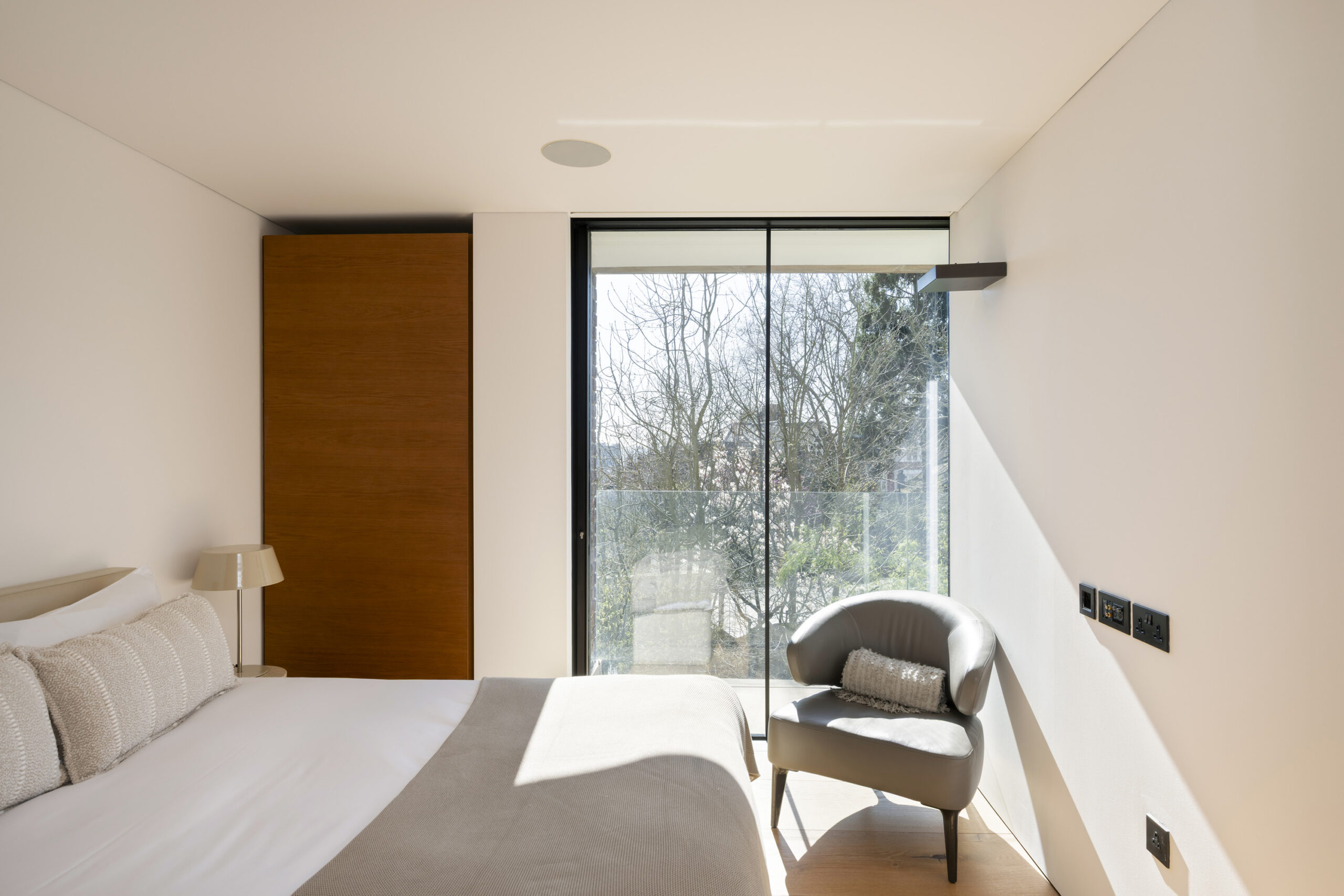 DS-Hampstead-House-For-Rent-Cannon-Lane-28_Lo