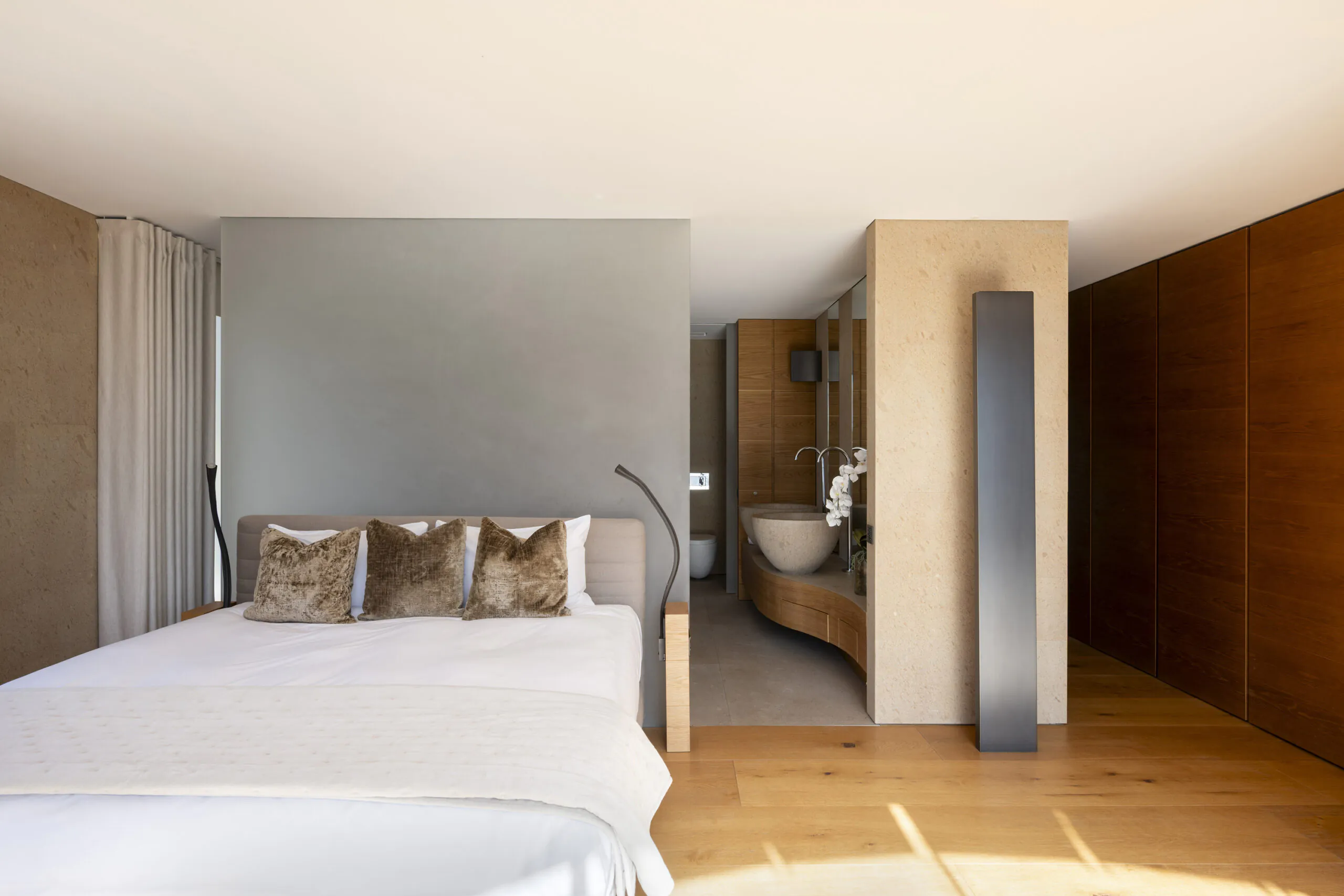 DS-Hampstead-House-For-Rent-Cannon-Lane-38_Lo