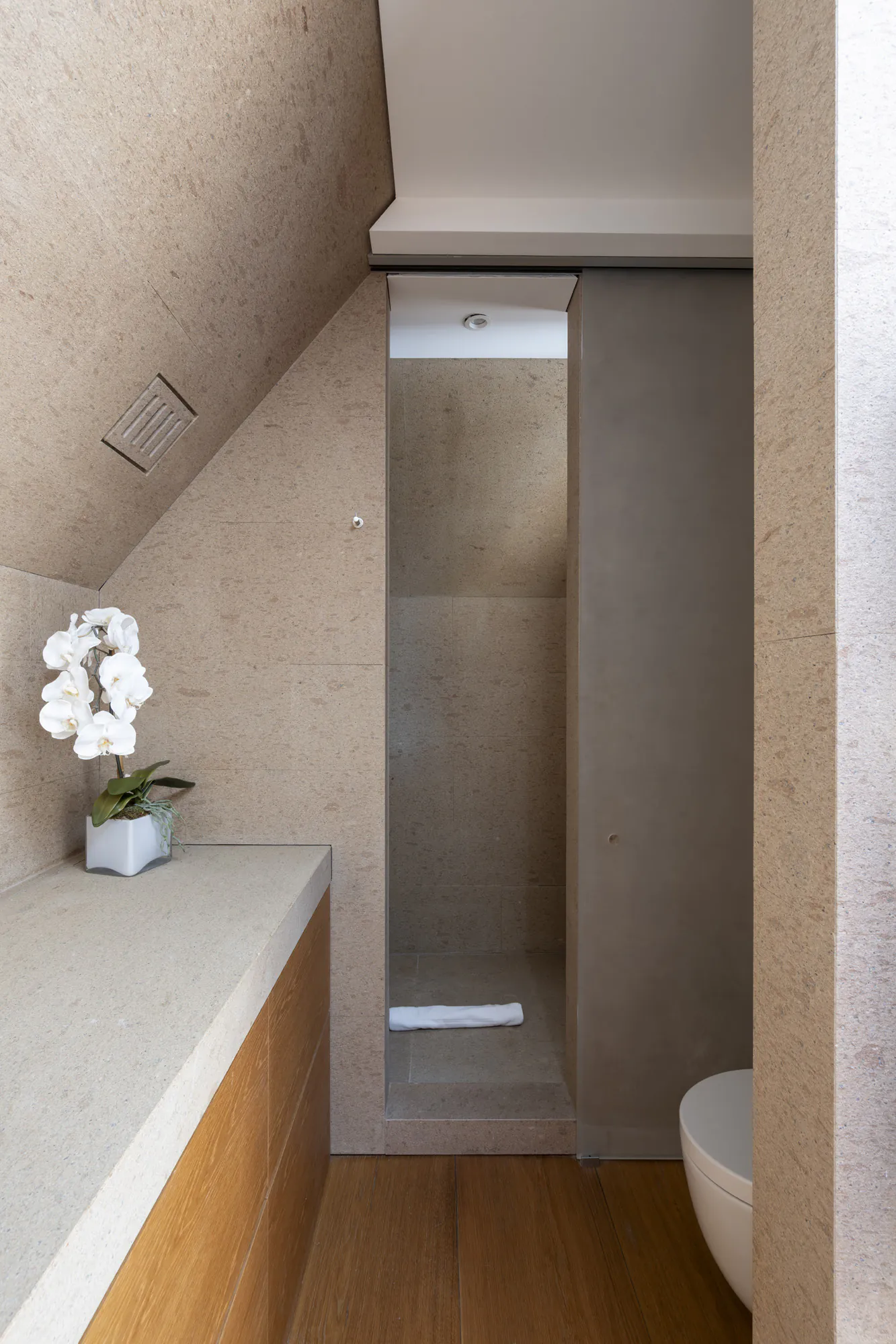 DS-Hampstead-House-For-Rent-Cannon-Lane-45_Lo