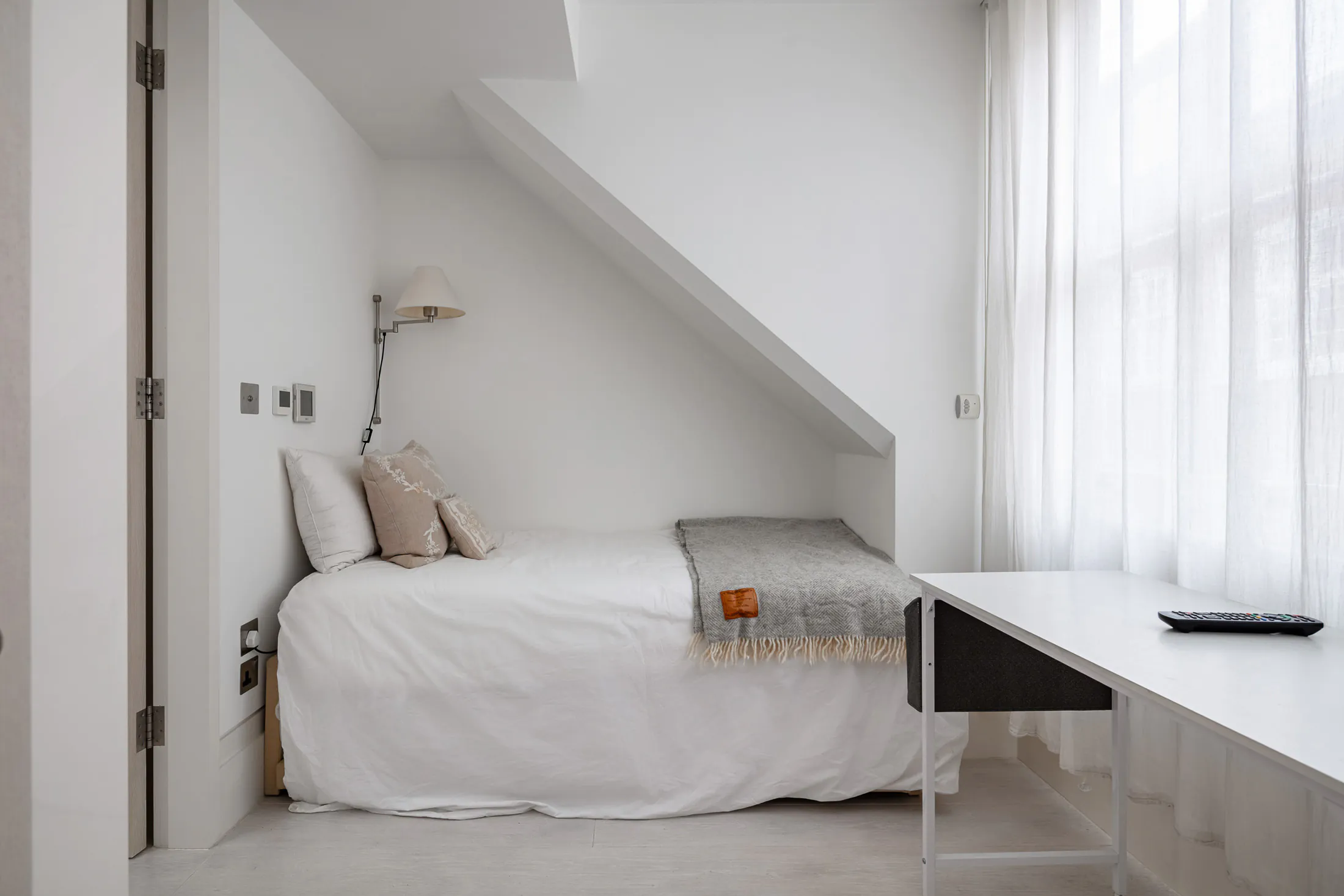 DS-House-For-Holiday-Rent-Mayfair-Adams-Row (37)