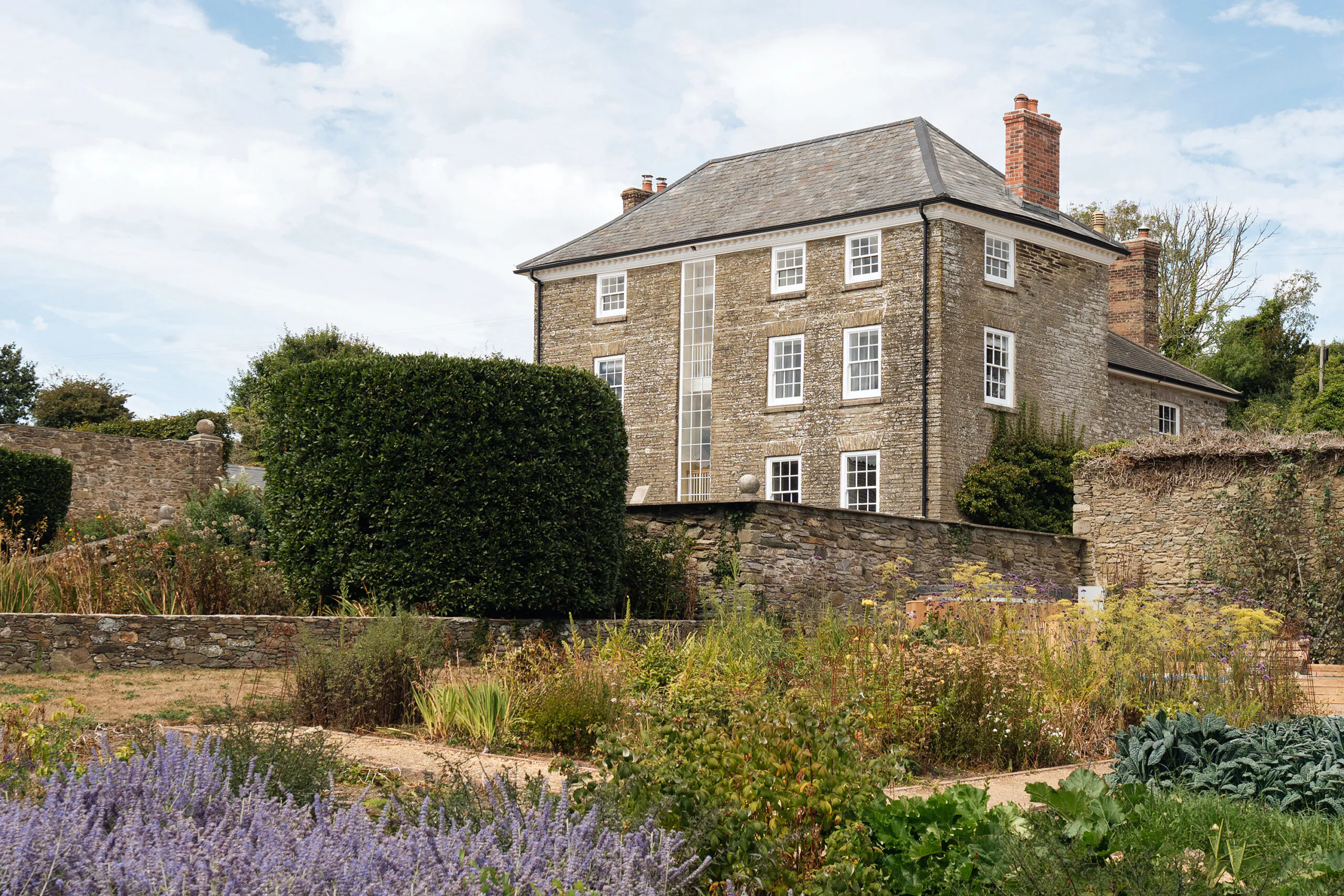 DS-Luxury-Estuary-House-For-Holiday-Rental-Salcombe-Devon