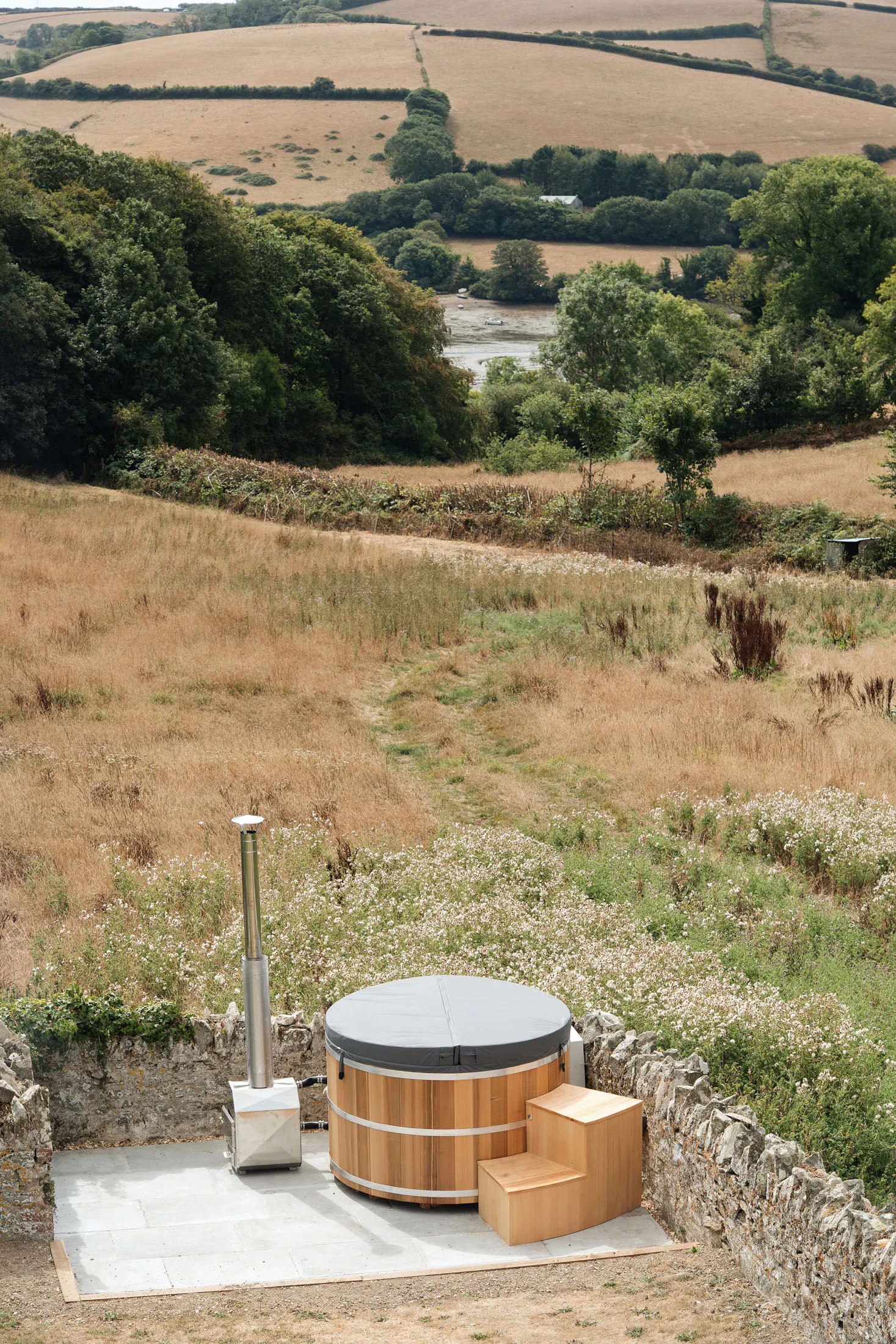 DS-Luxury-Holiday-Cottage-To-Rent-Estuary-House-Salcombe-Devon (3)