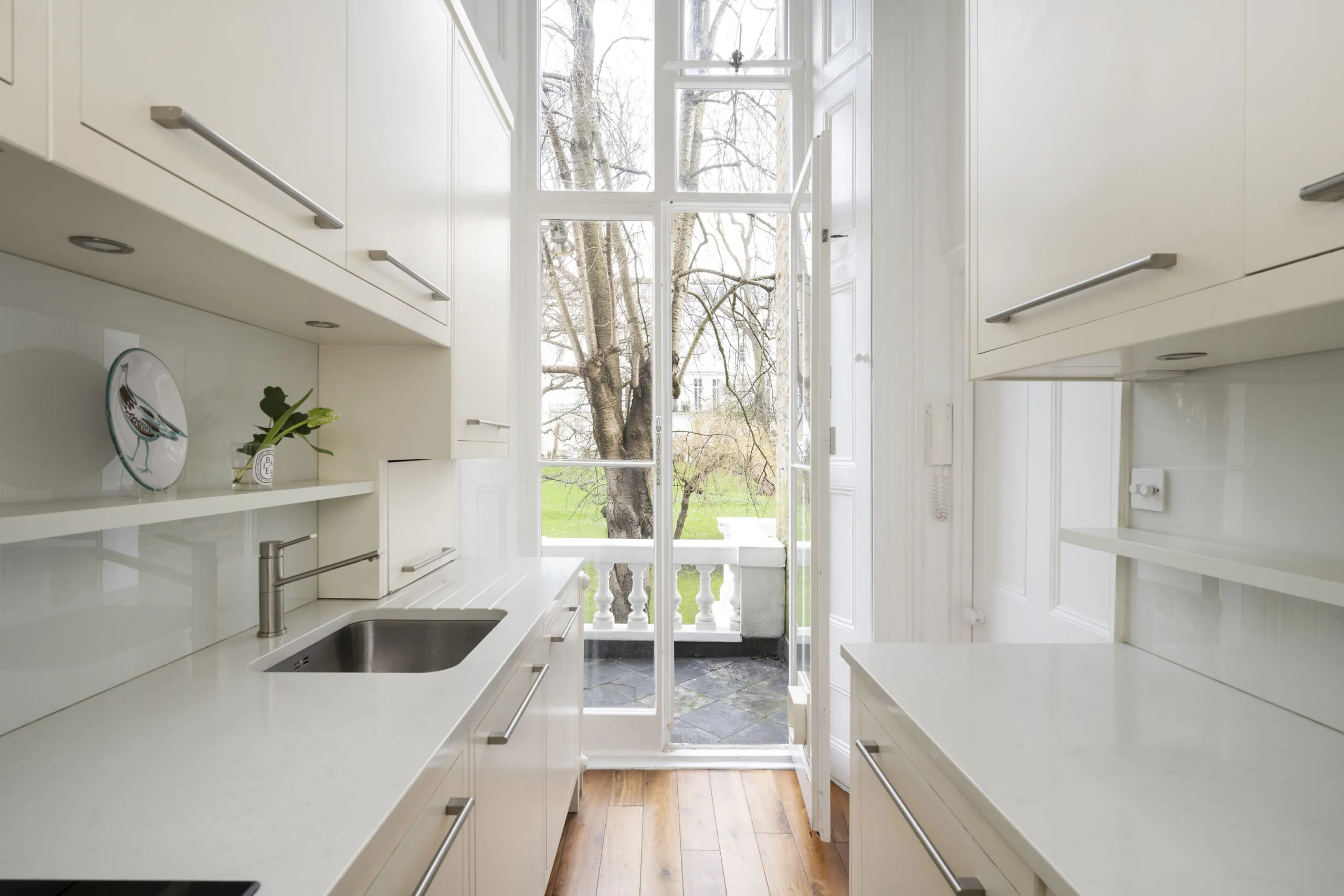 DS-Notting-Hill-Apartment-For-Rent-Ladbroke-Gardens-30_Lo (20)