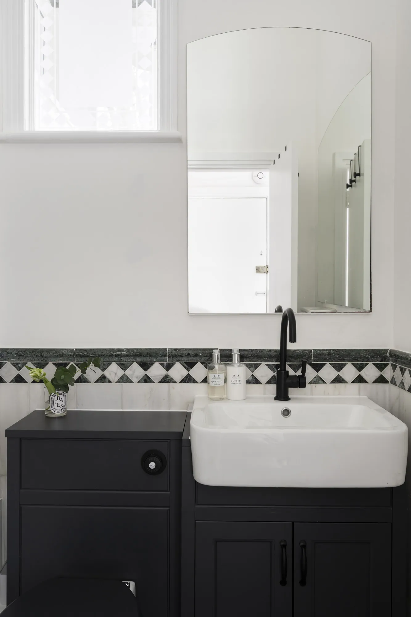 DS-Notting-Hill-Apartment-For-Rent-Ladbroke-Gardens-30_Lo (24)