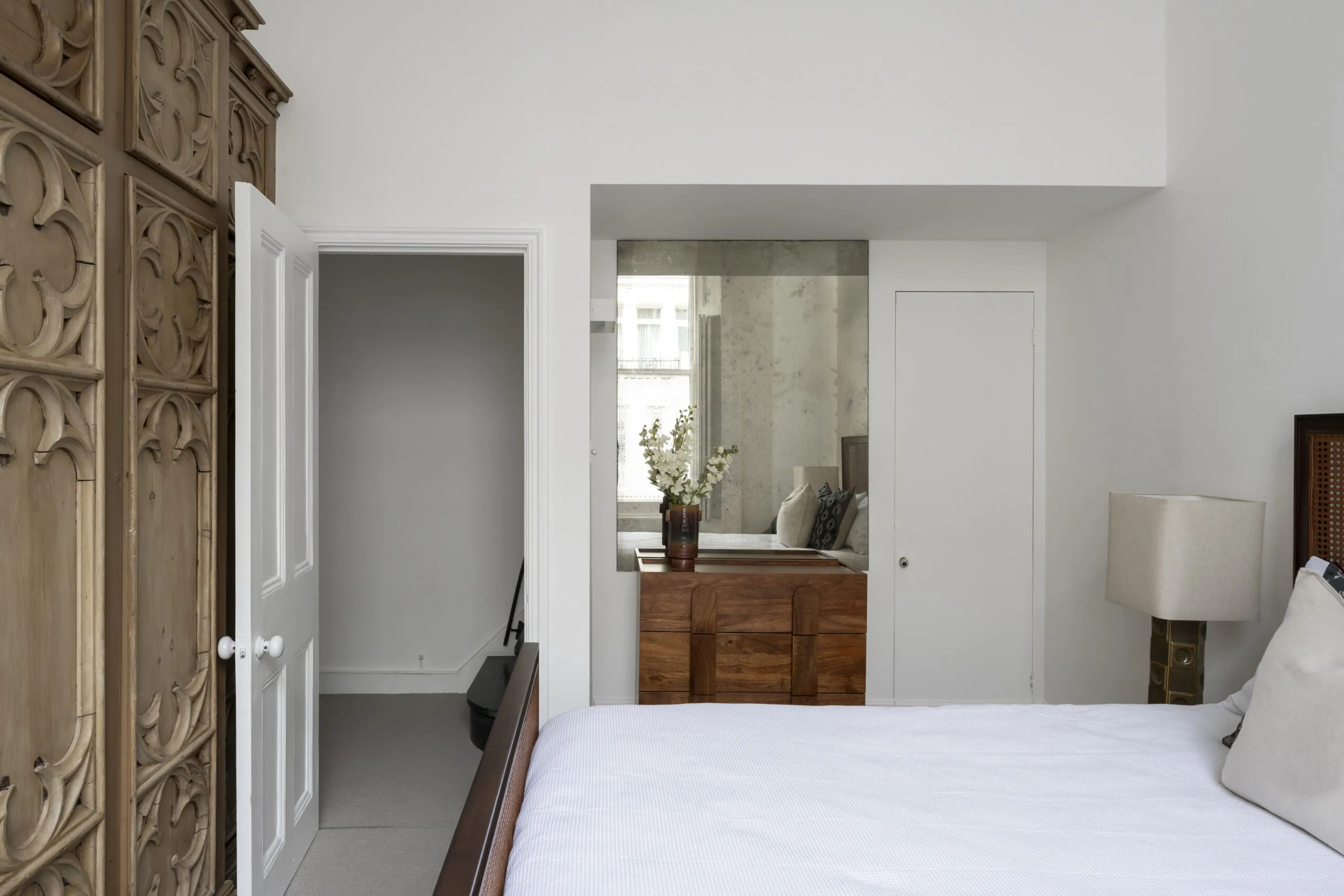 DS-Notting-Hill-Apartment-For-Rent-Ladbroke-Gardens-30_Lo (27)