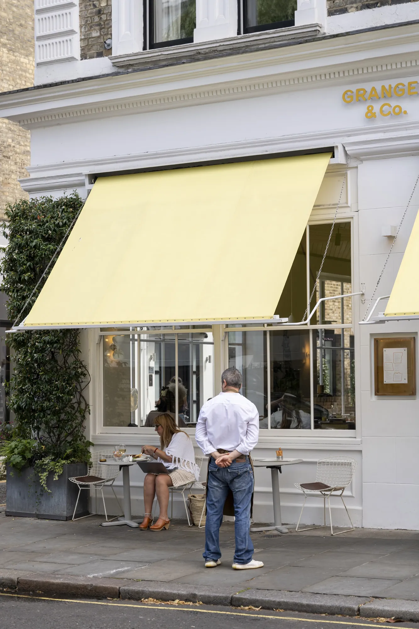 DS-Notting-Hill-Area-Guide-Best-Brunch-Granger-&-Co-