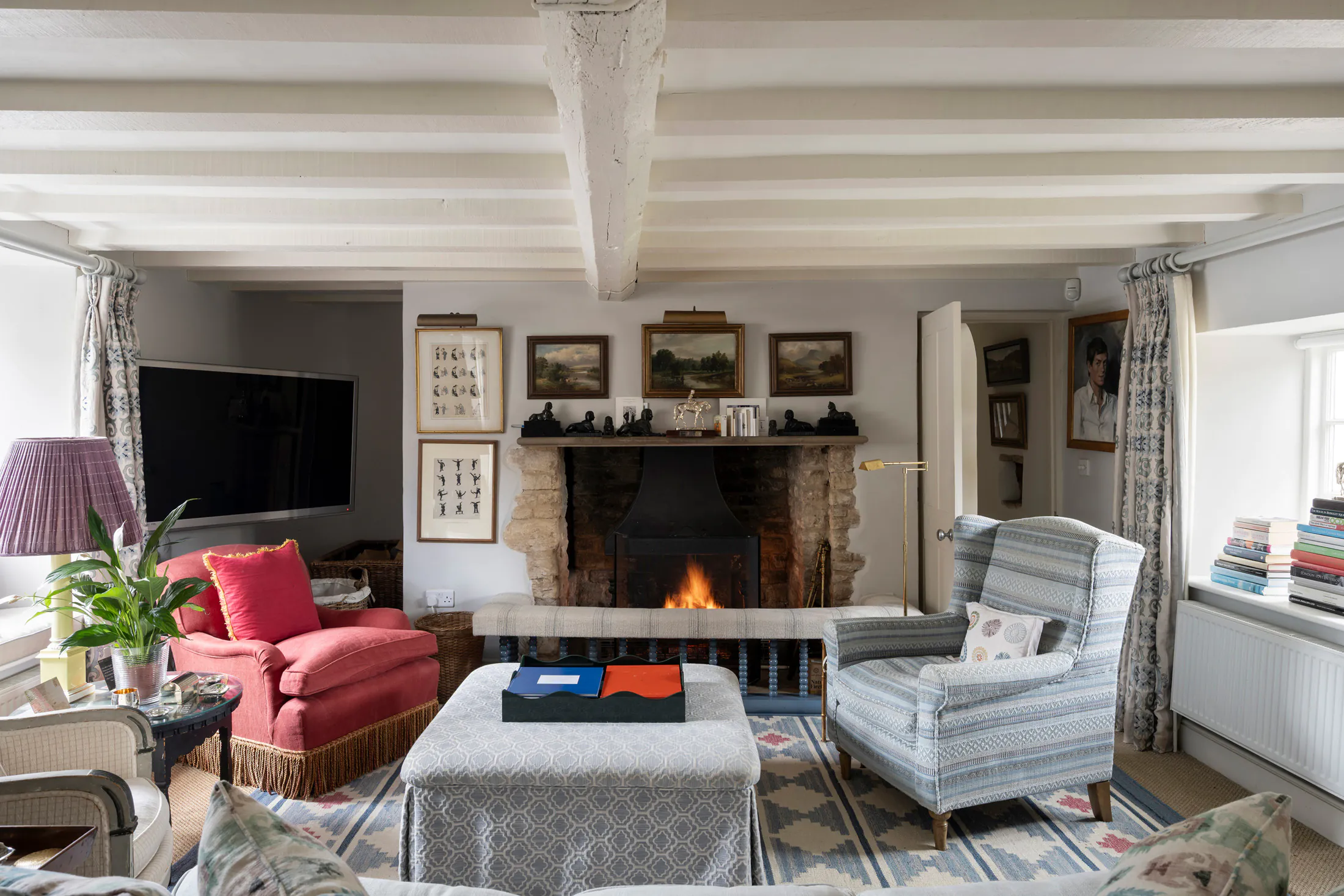 DS-Astor-Cottage-To-Rent-Chilson-Cotswolds-5_Lo