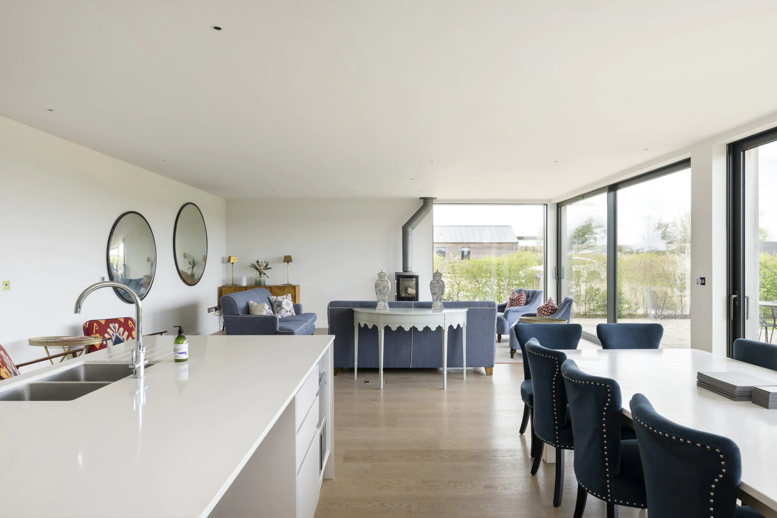 DS-Cotswolds-Home-For-Rent-Rivern-Barn-Luxury