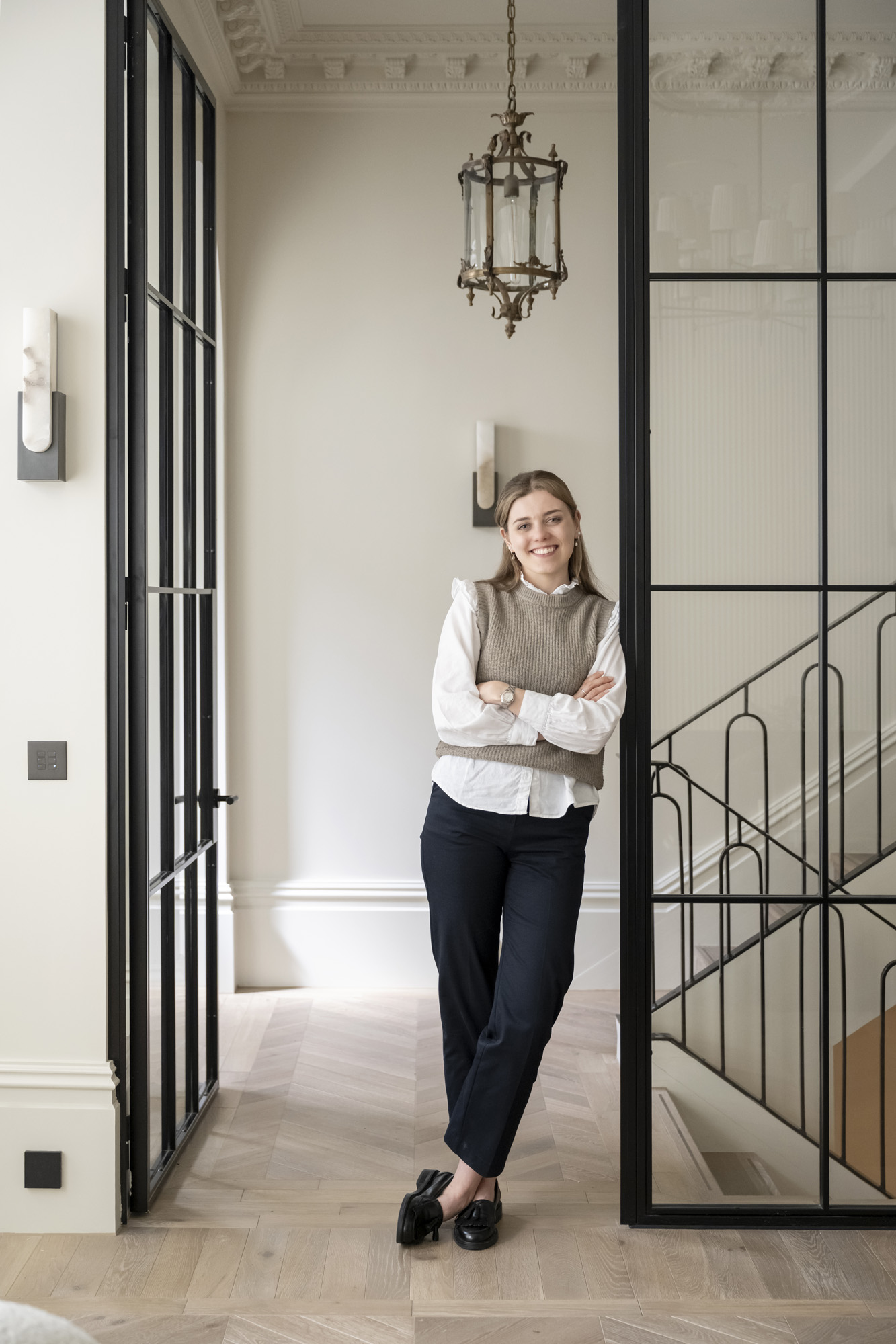 Dn-Portrait 15_5-204 copy_Lo