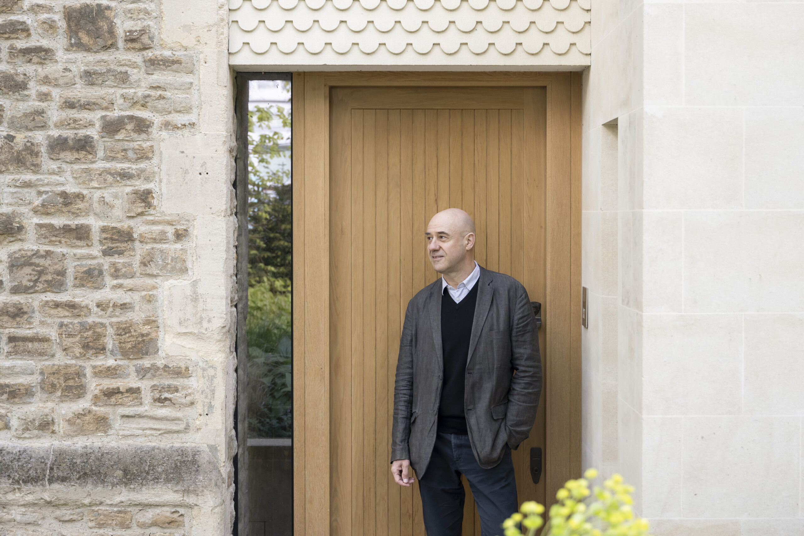 Dn-Simon-Gill-The-Lodge-7_Lo