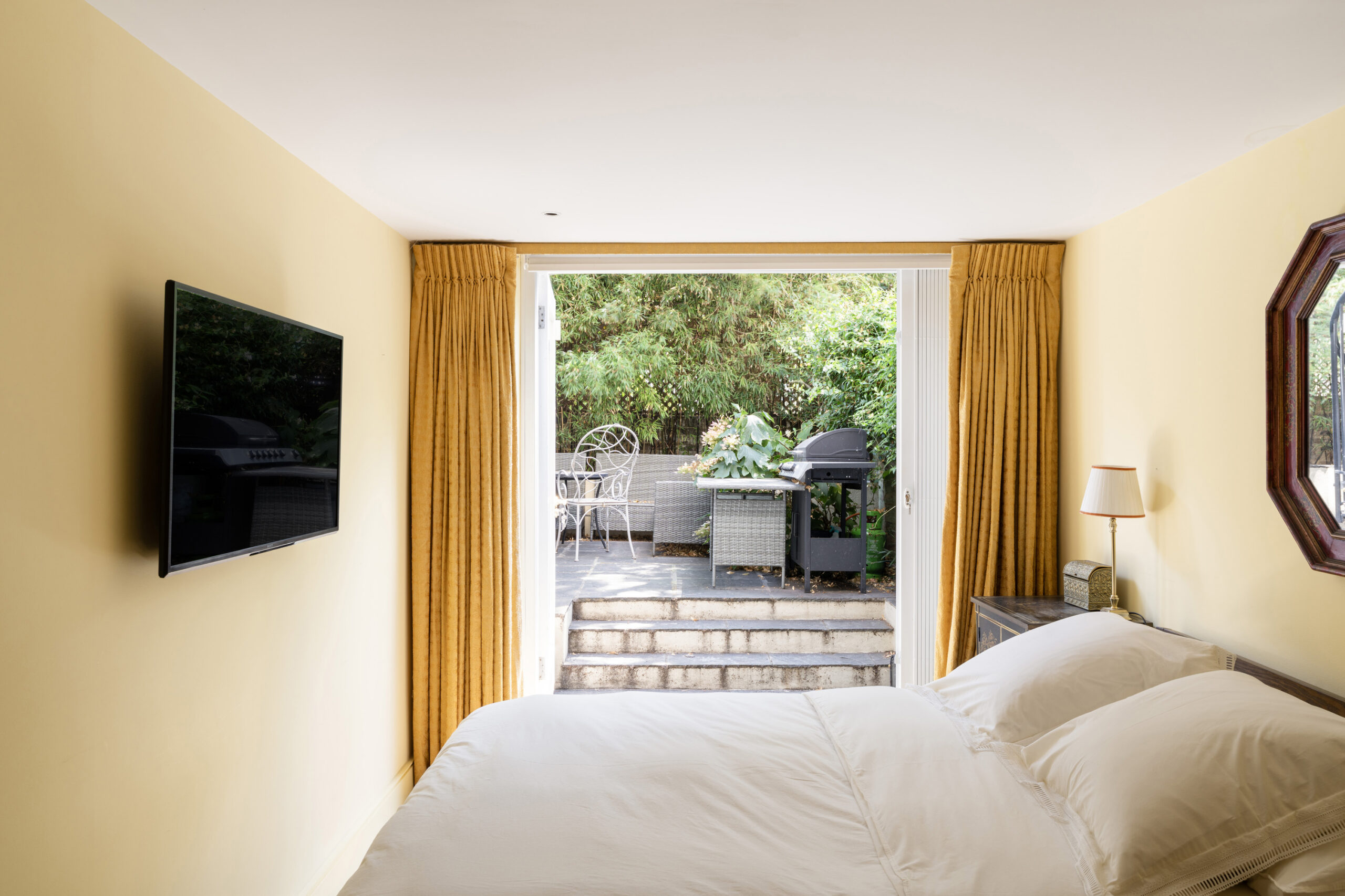 Domus-Nova-Bayswater-Apartment-For-Rent-Sunderland-Terrace-15_Lo