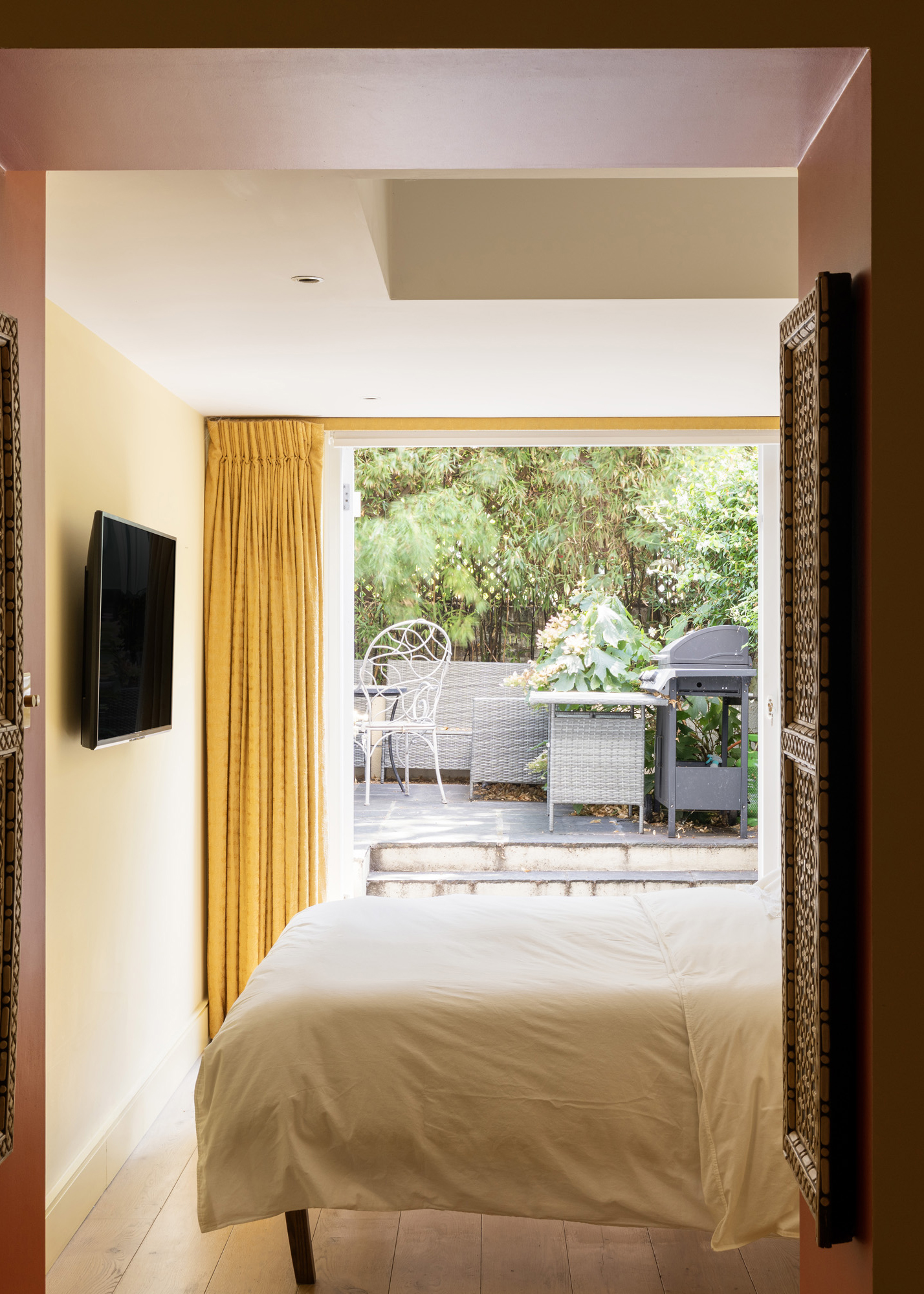 Domus-Nova-Bayswater-Apartment-For-Rent-Sunderland-Terrace-16_Lo copy