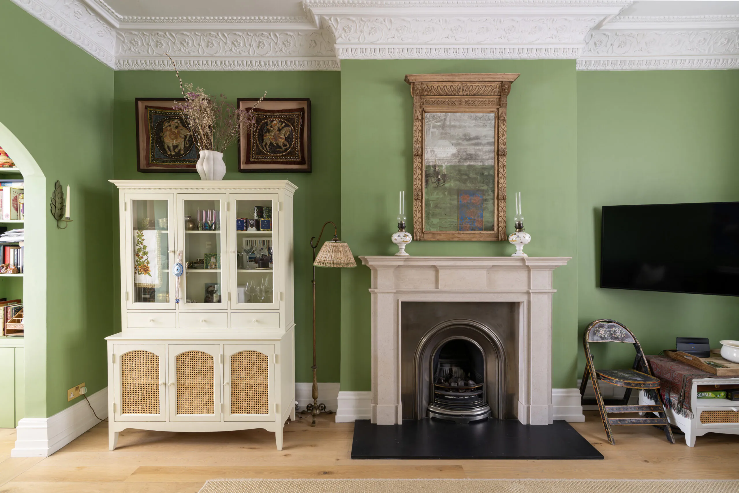 Domus-Nova-Bayswater-Apartment-For-Rent-Sunderland-Terrace-2_Lo