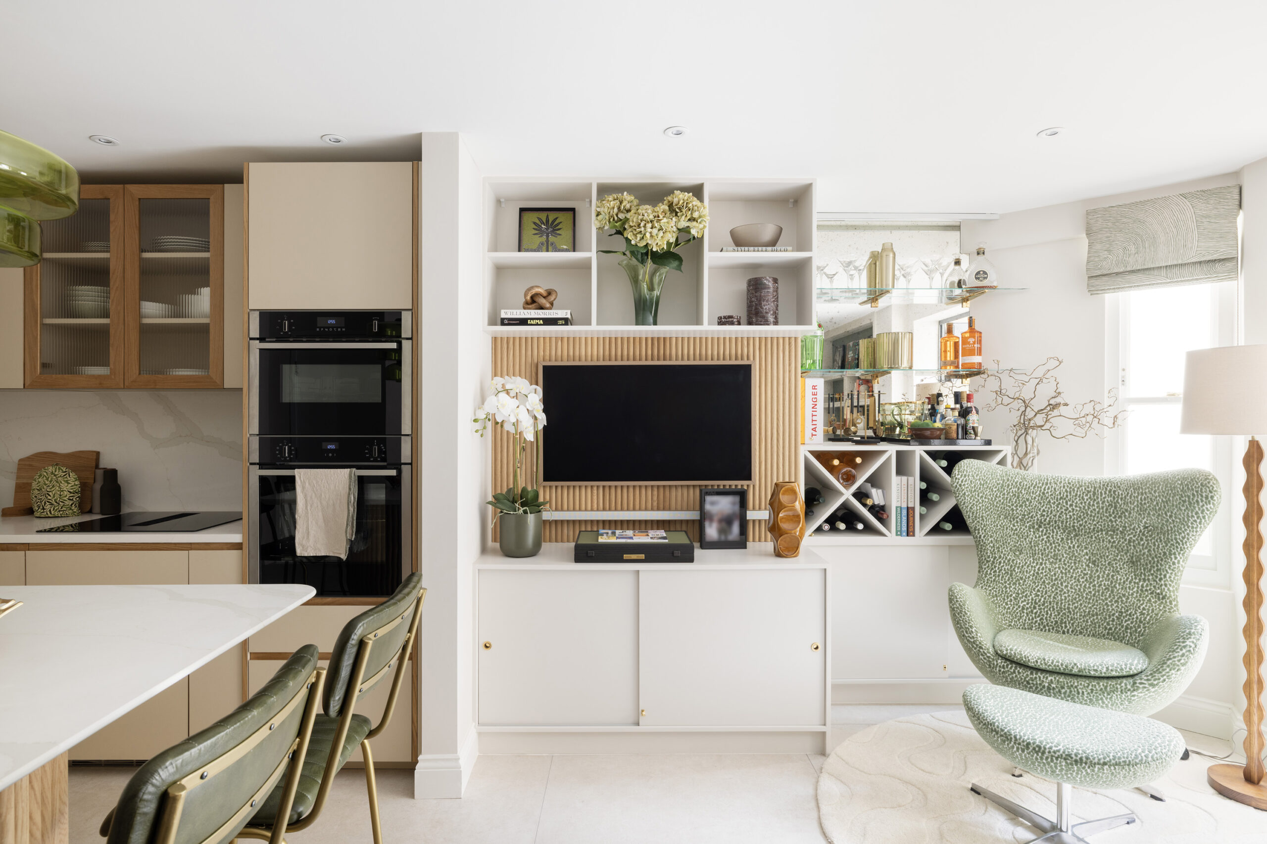 Domus-Nova-Chelsea-Apartment-For-Rent-Culford-Gardens-11_Lo
