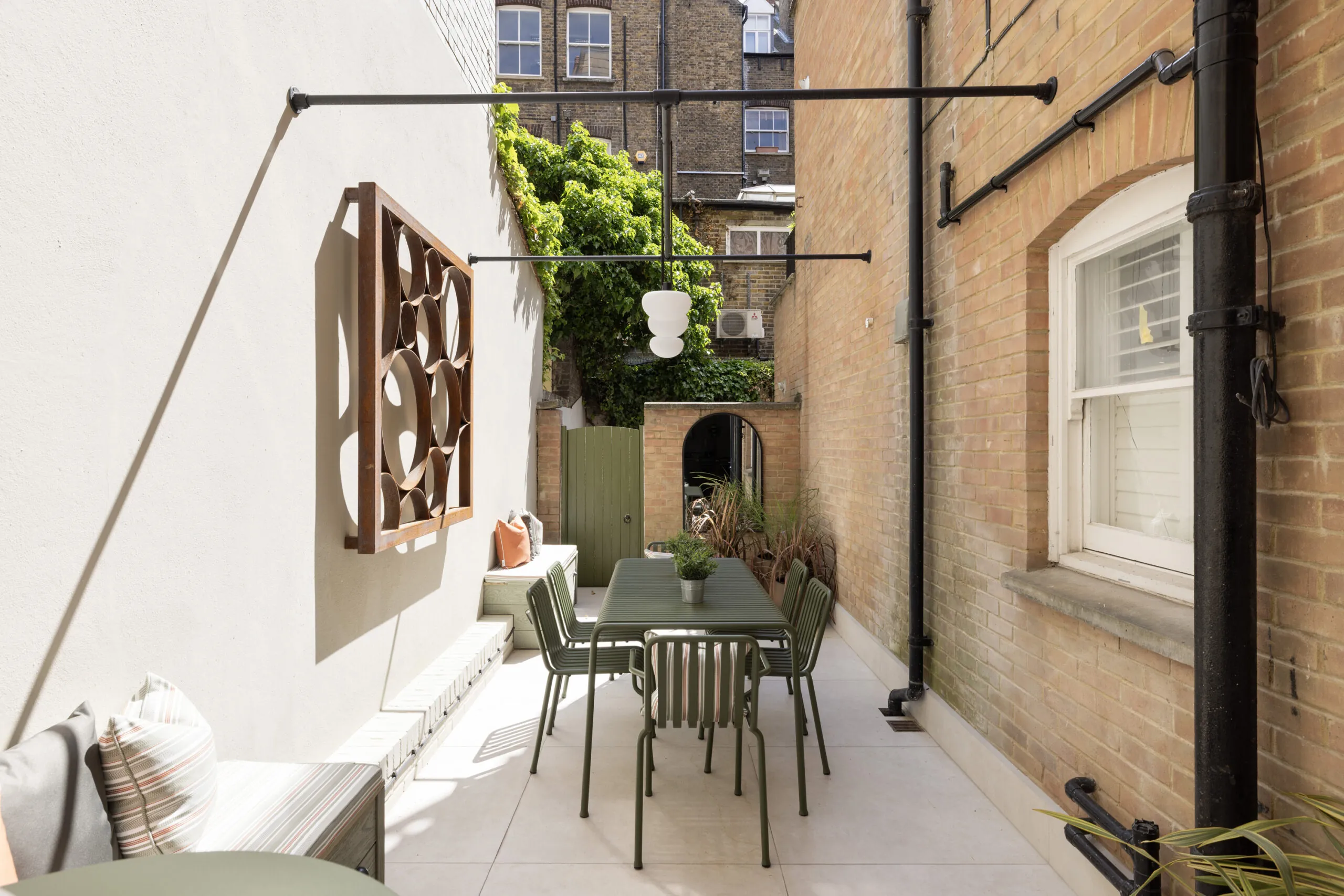 Domus-Nova-Chelsea-Apartment-For-Rent-Culford-Gardens-1_Lo
